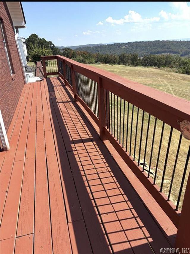 3 Bluff Dr