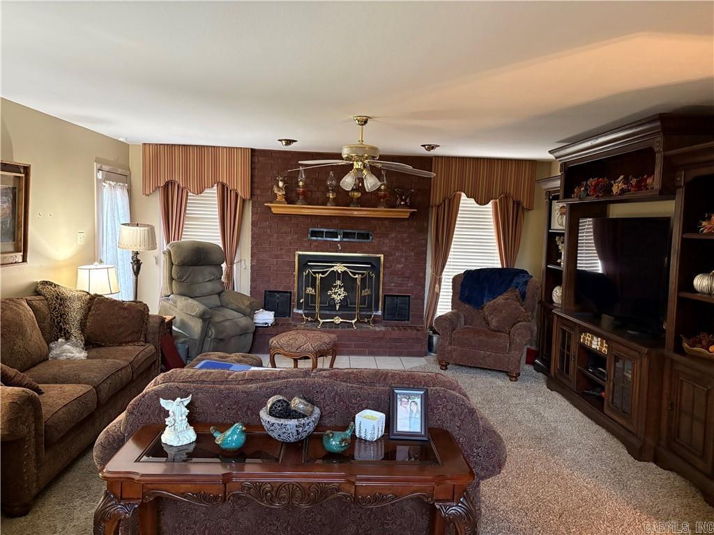 3 Bluff Dr
