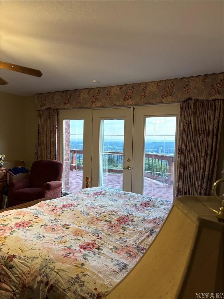 3 Bluff Dr