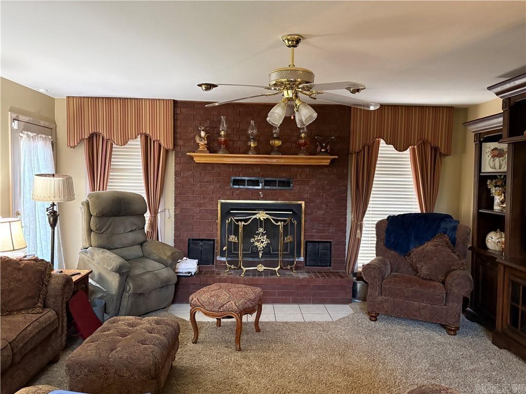 3 Bluff Dr