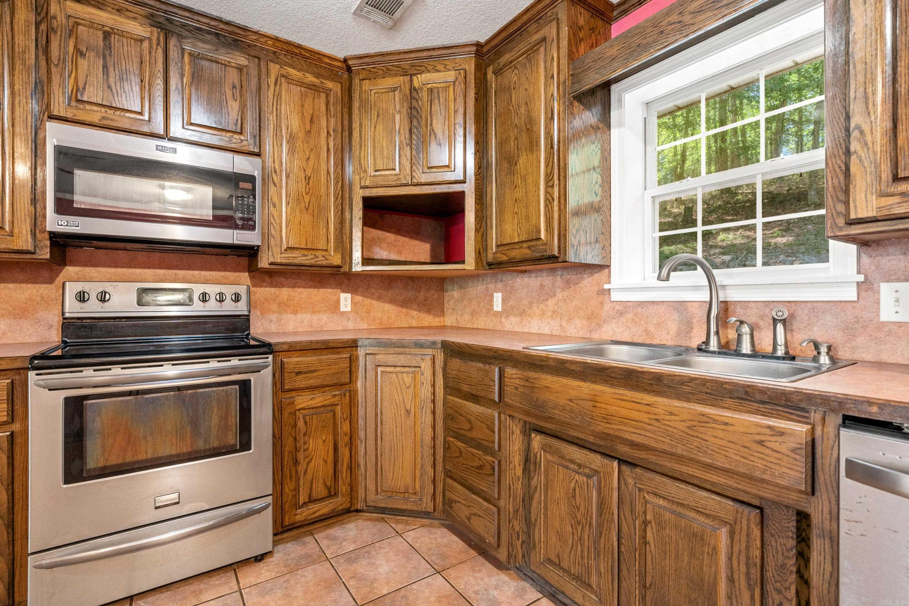 219 Oak Valley Drive