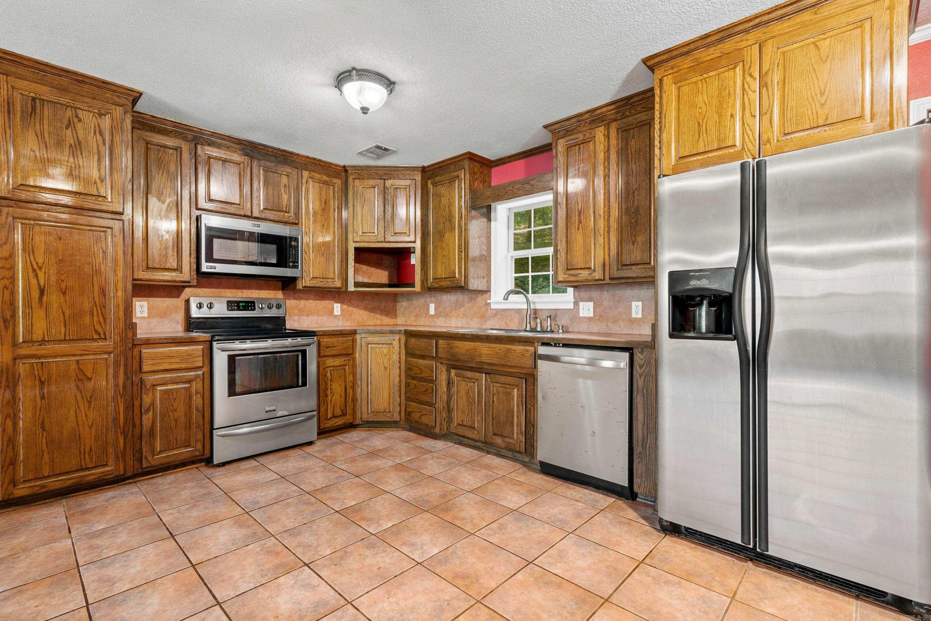 219 Oak Valley Drive