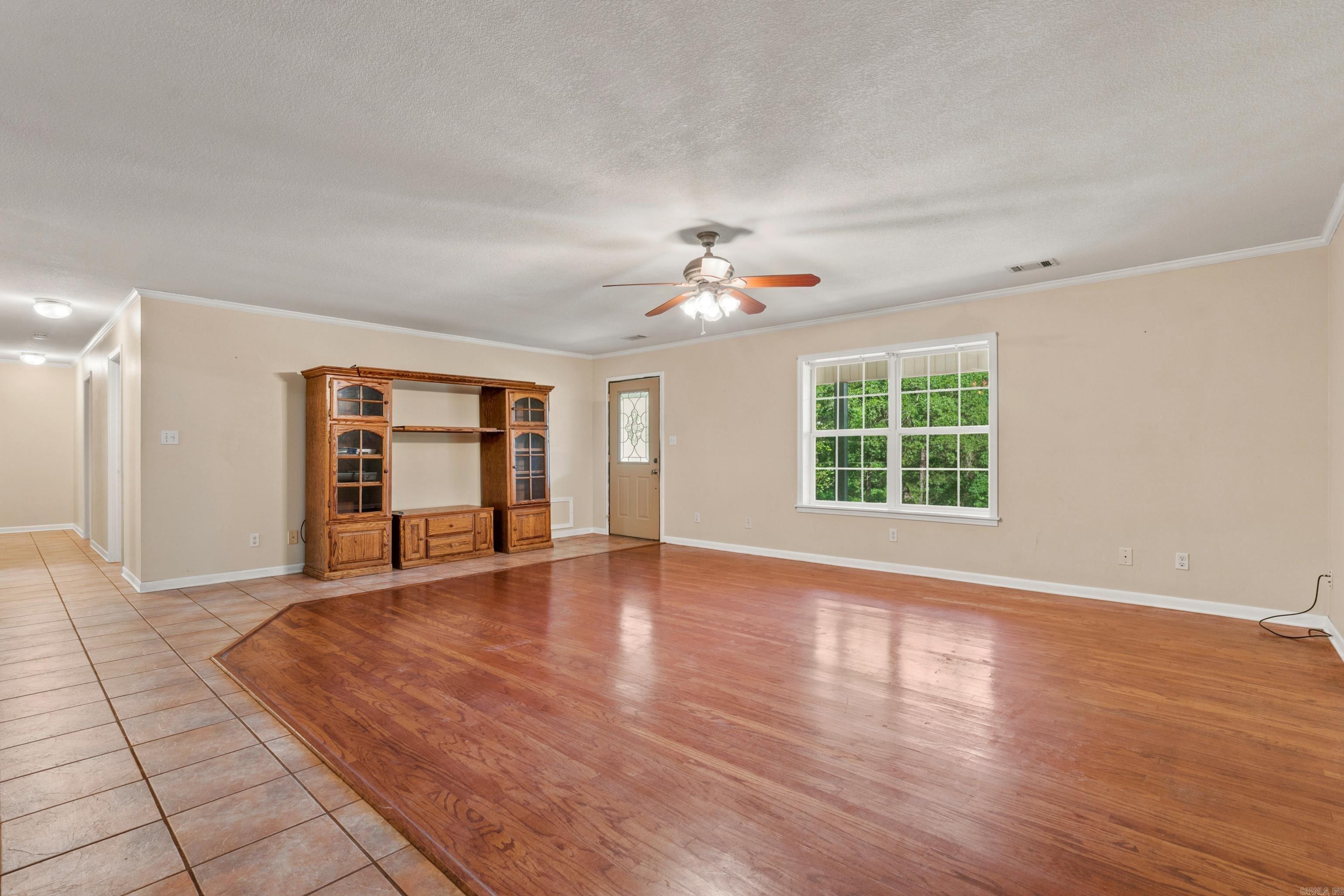 219 Oak Valley Drive