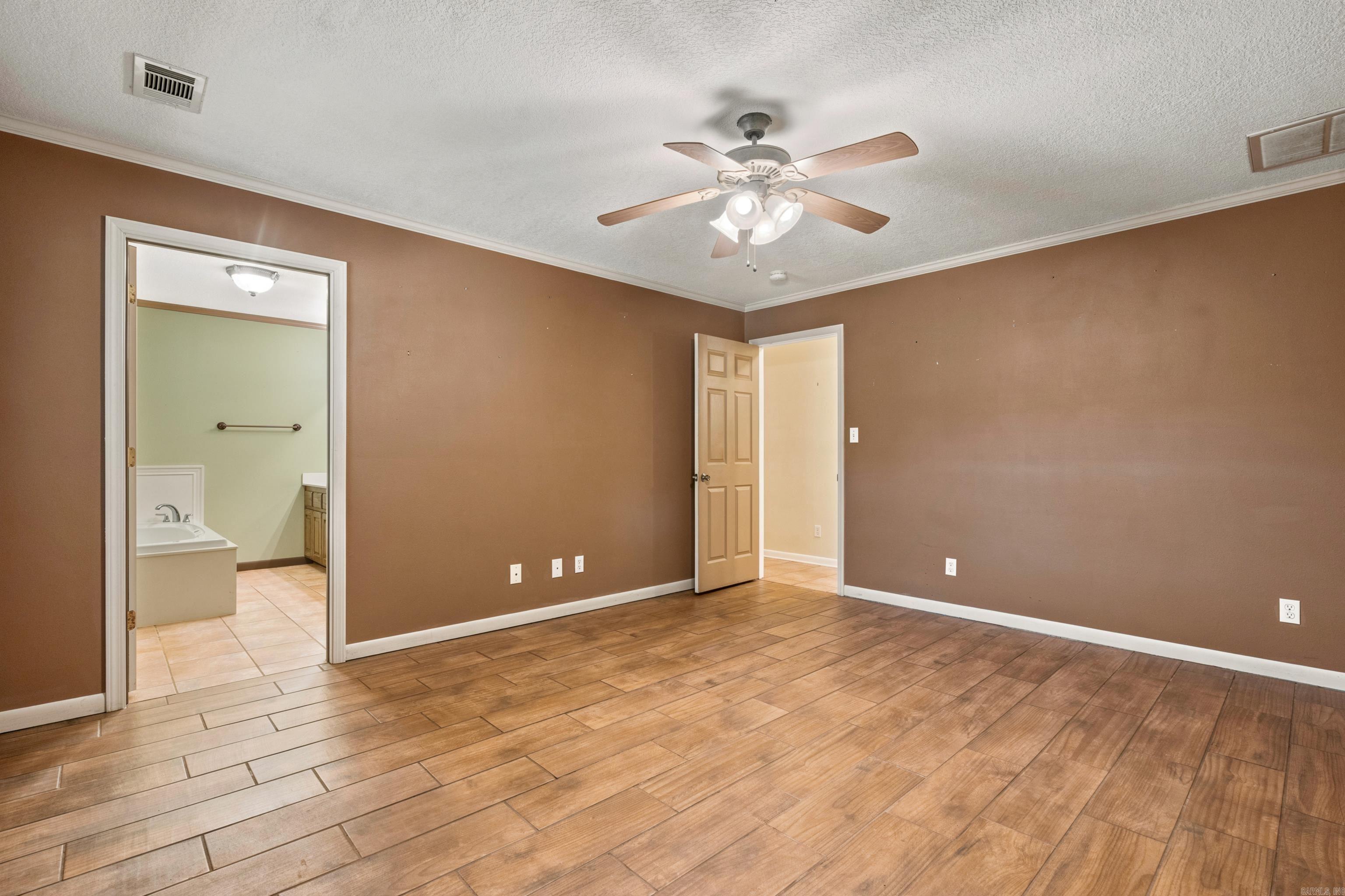 219 Oak Valley Drive