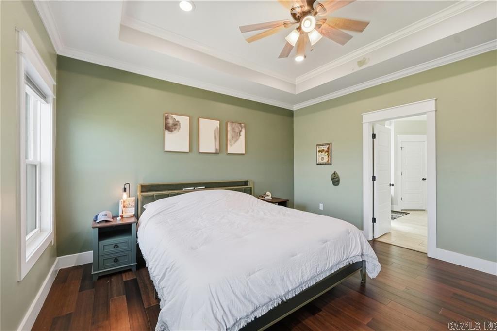 303 Promenade Cir