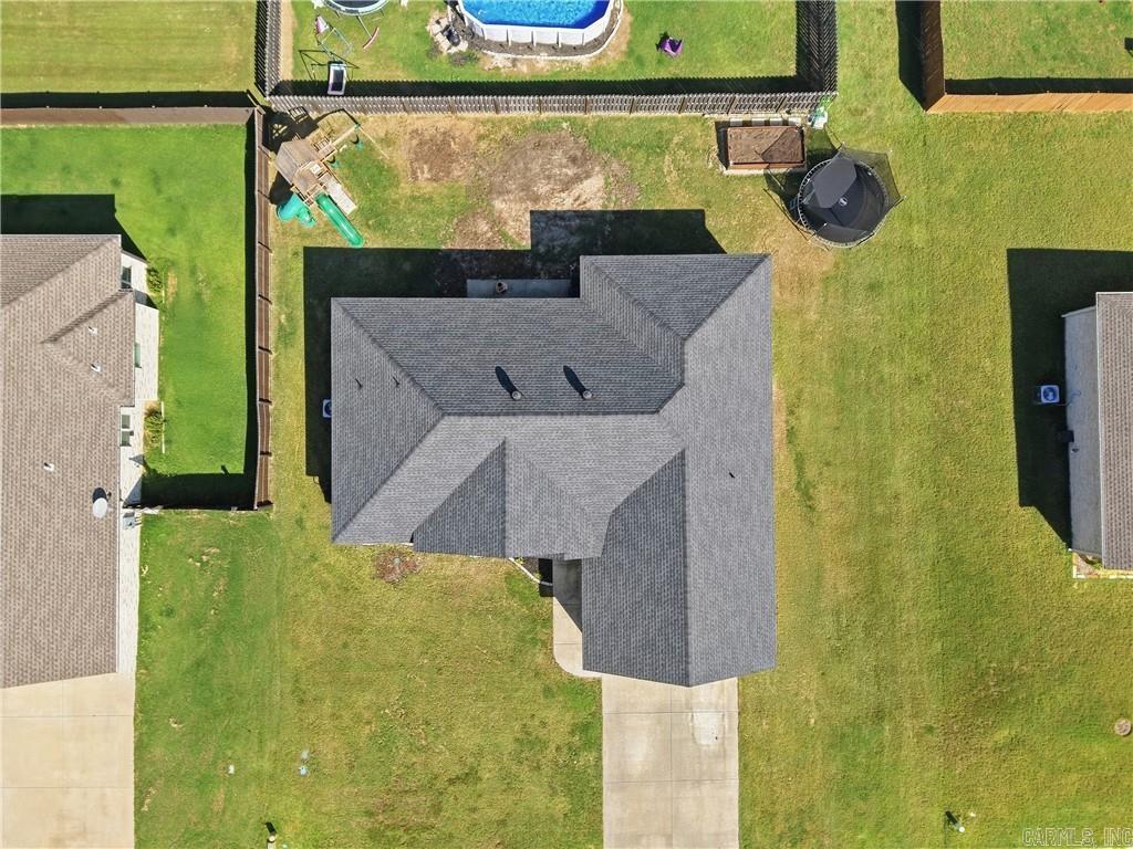 303 Promenade Cir