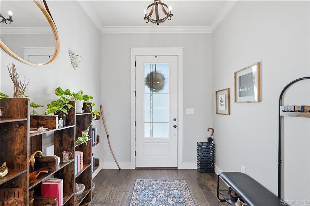 303 Promenade Cir
