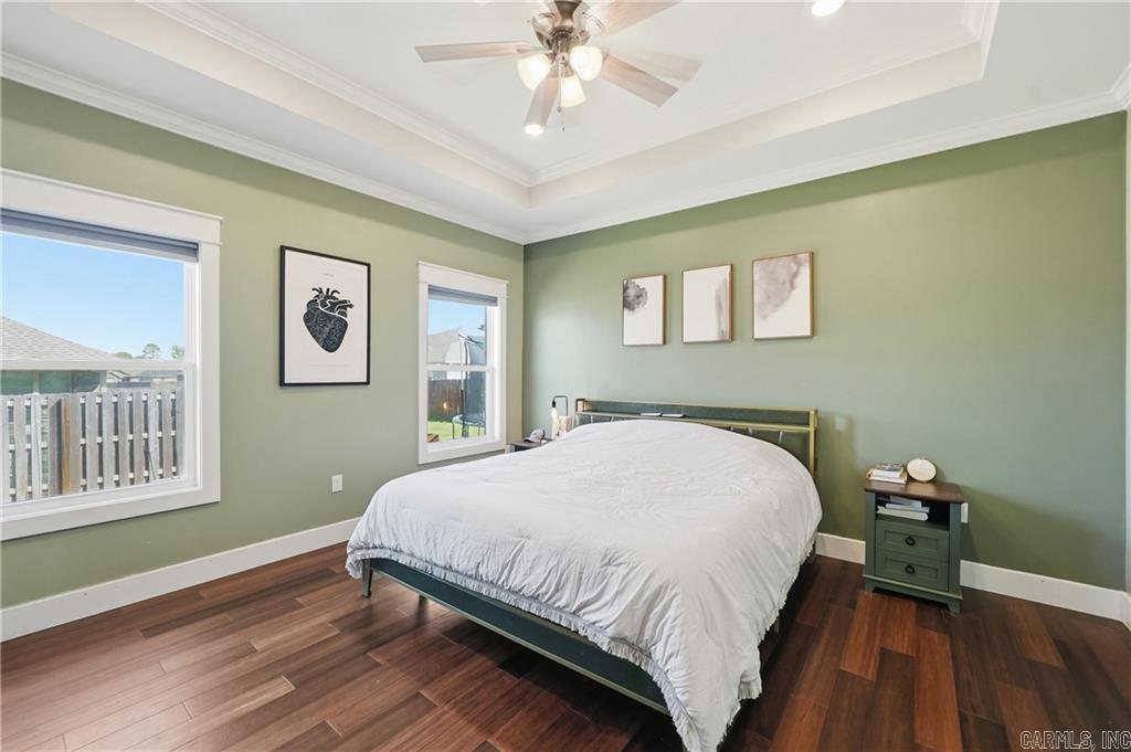 303 Promenade Cir