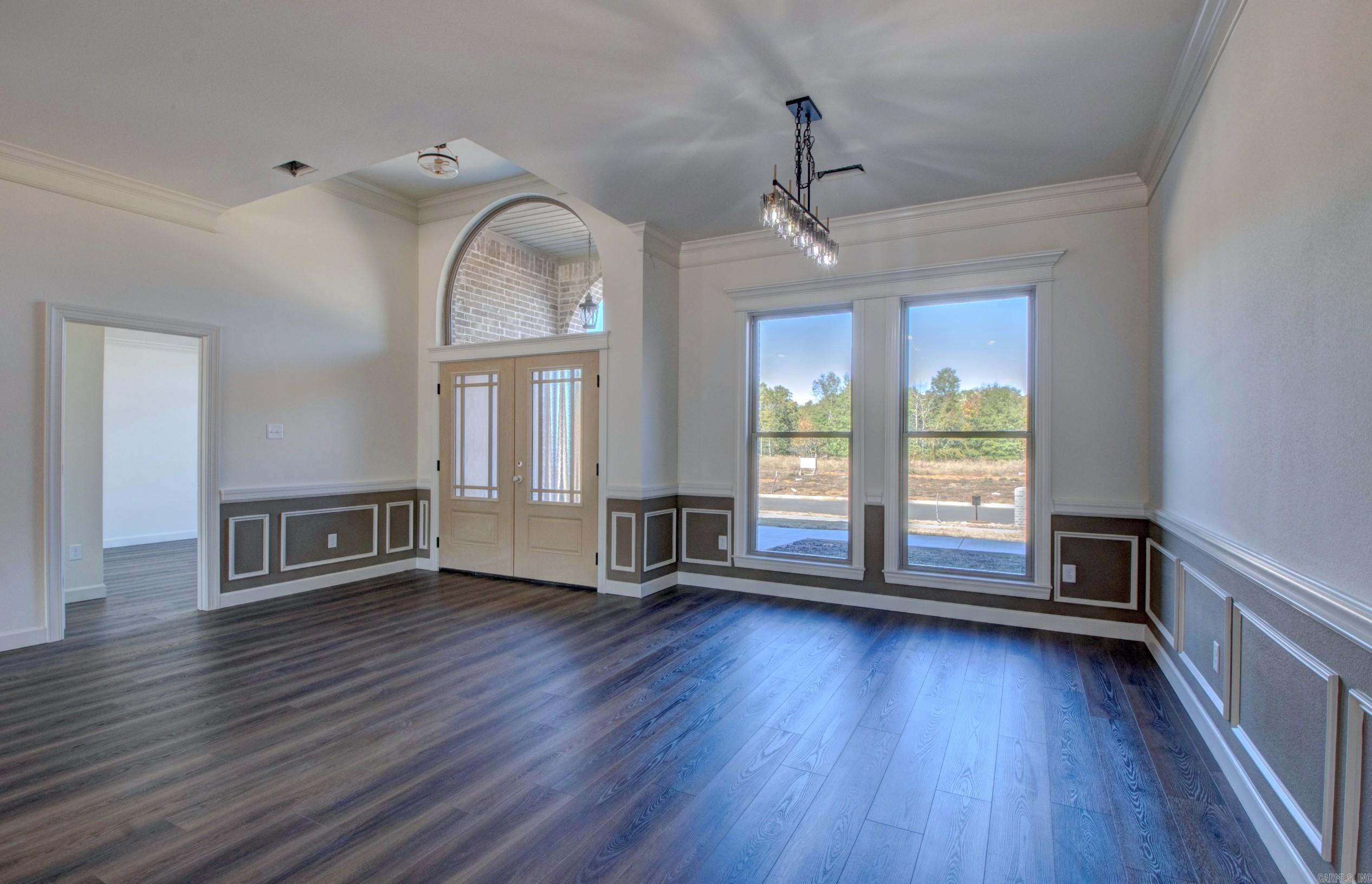 520 Corondelet Lane