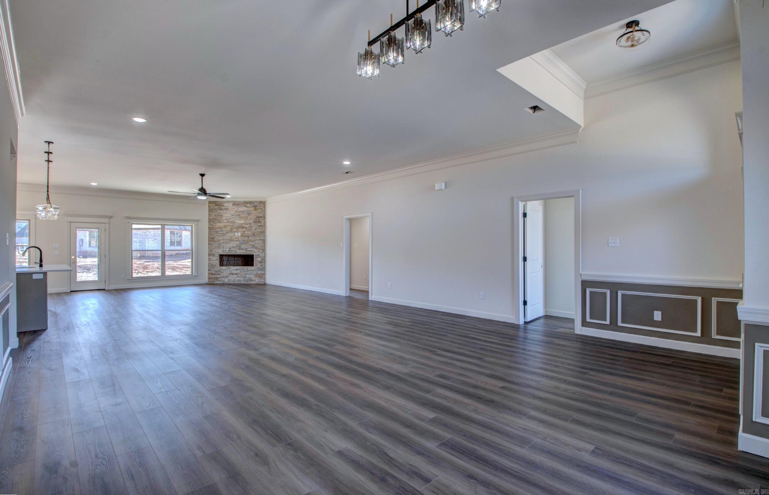 520 Corondelet Lane