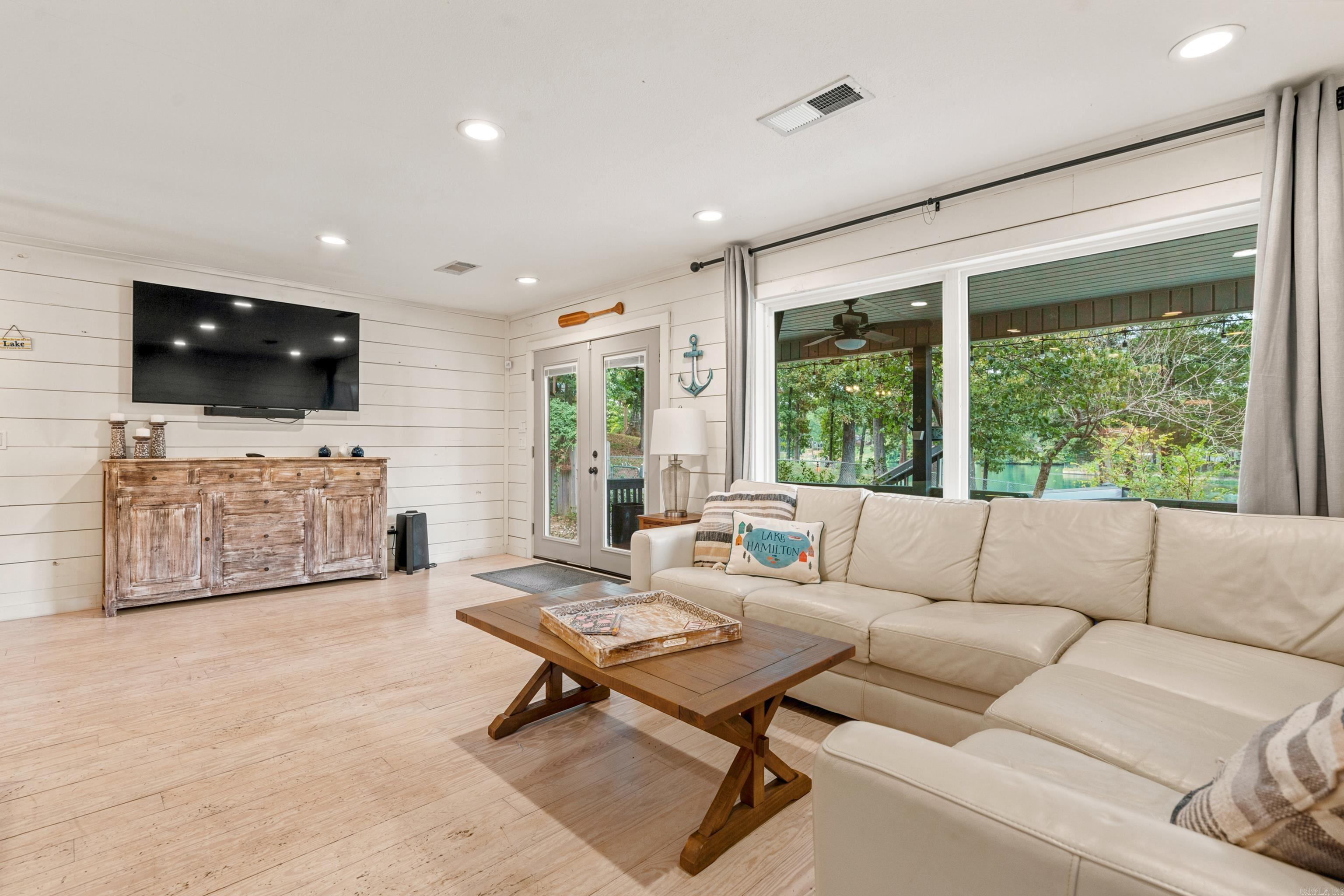 426 Windamere Terrace