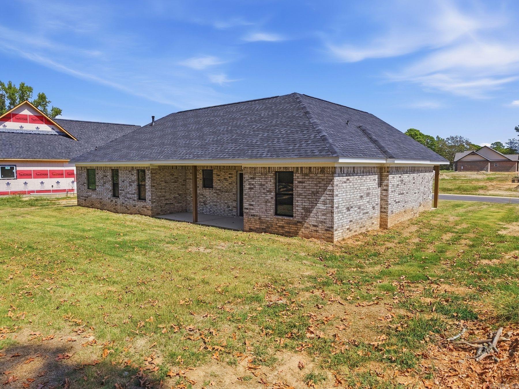 118 Riverstone Loop