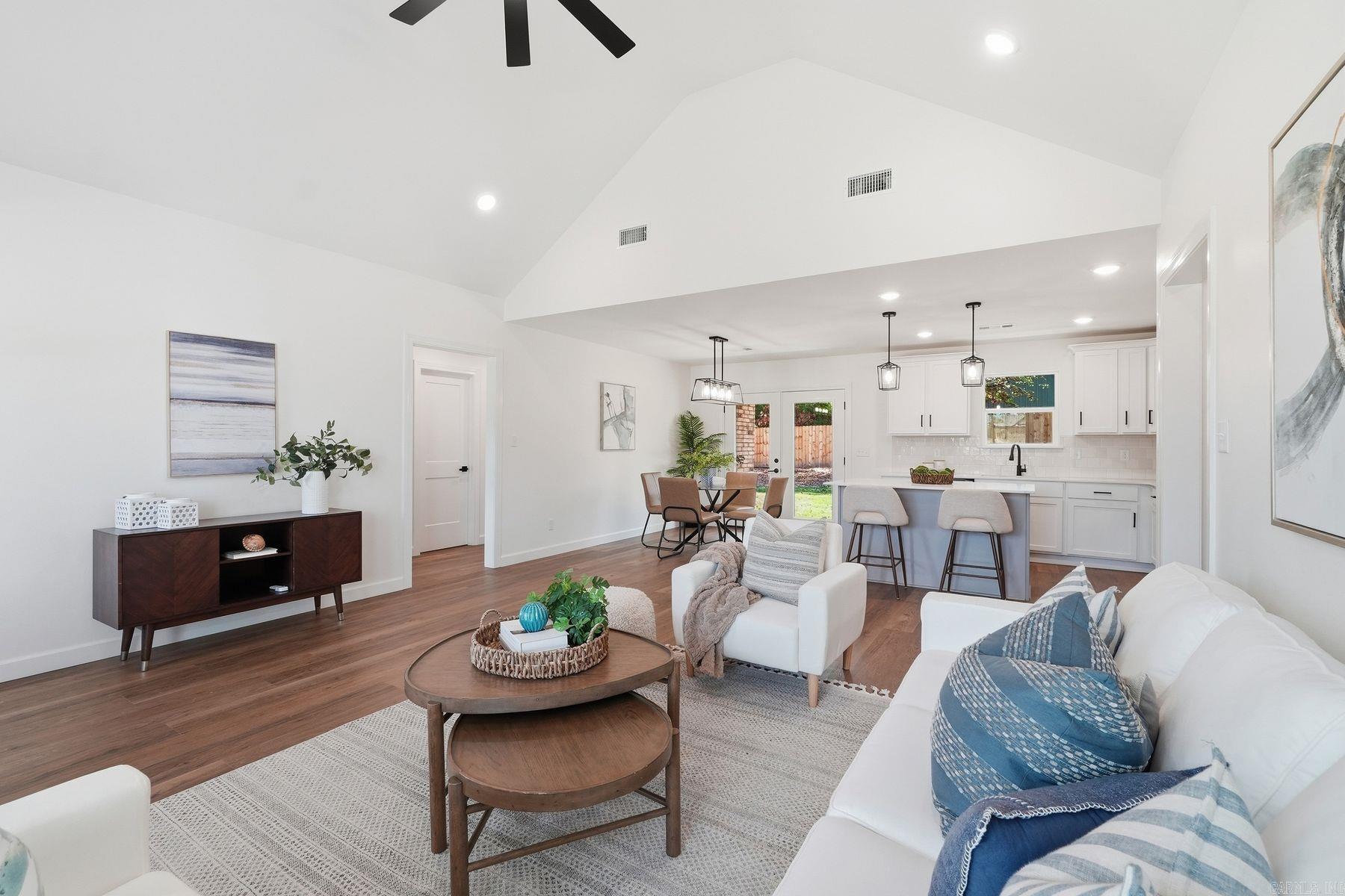 118 Riverstone Loop