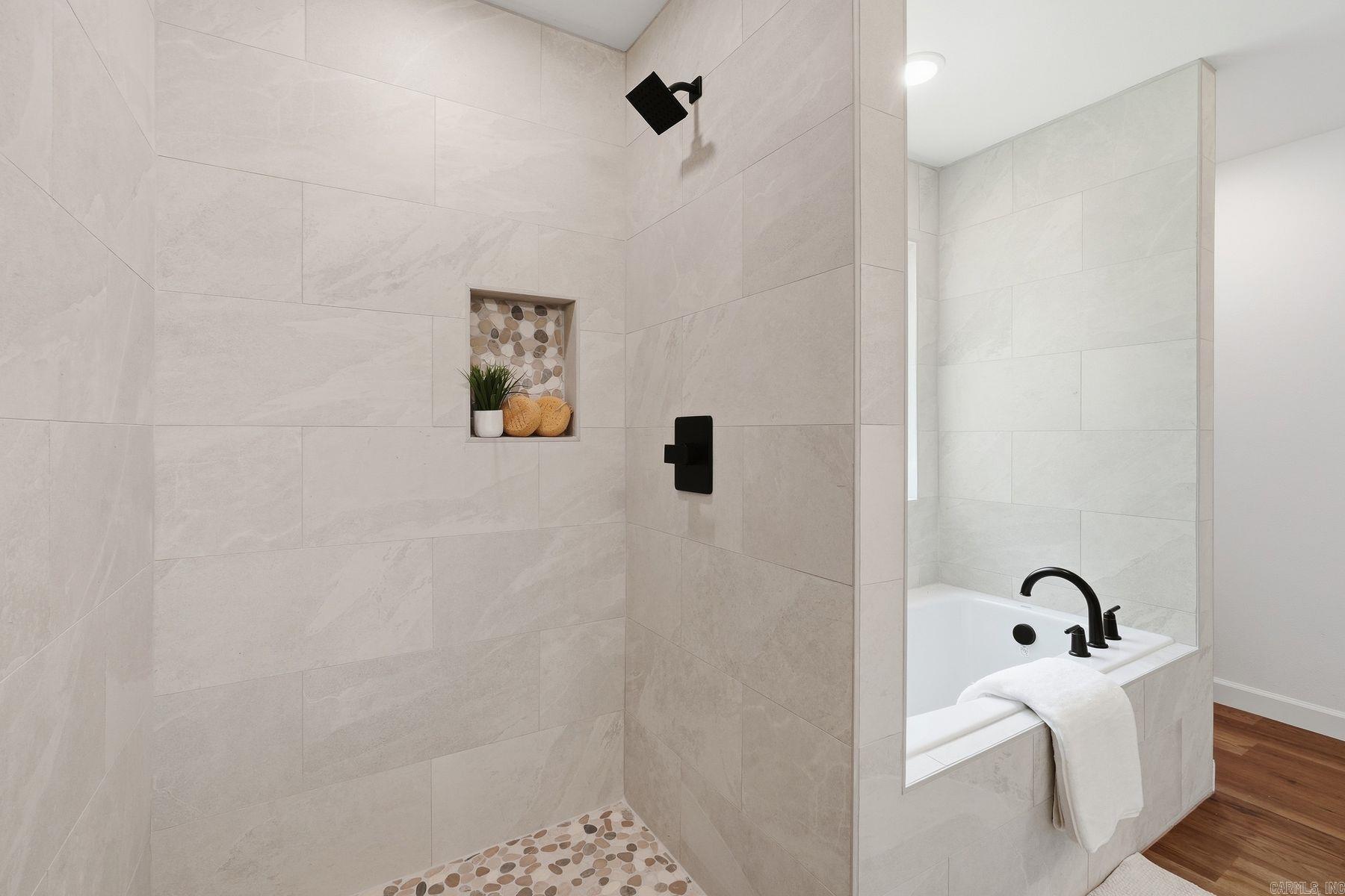 118 Riverstone Loop