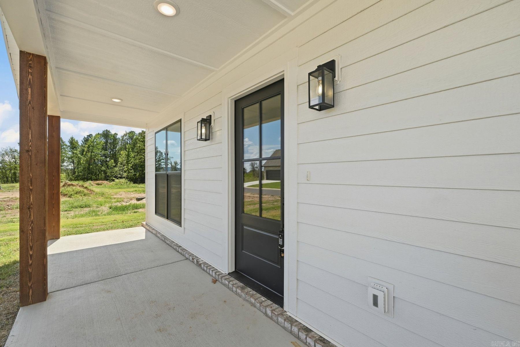 118 Riverstone Loop