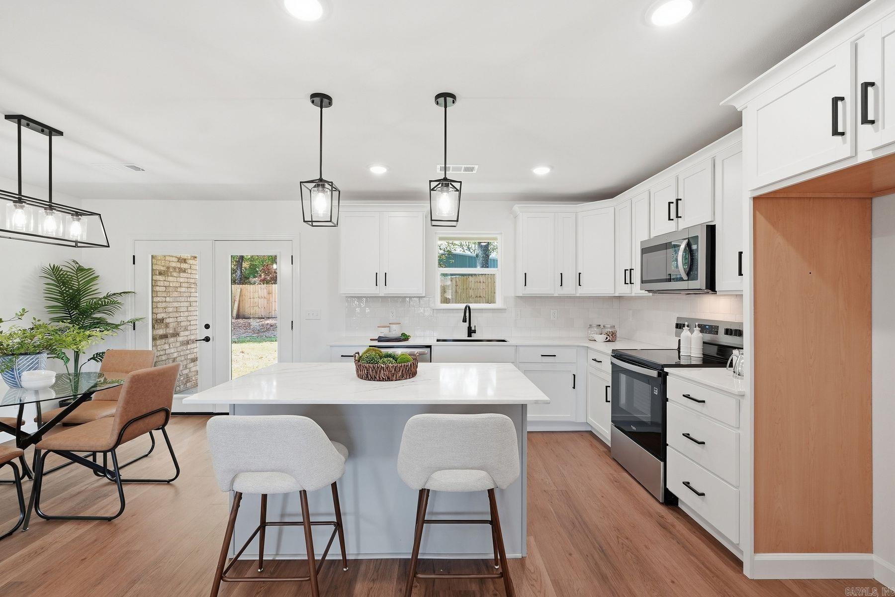 118 Riverstone Loop