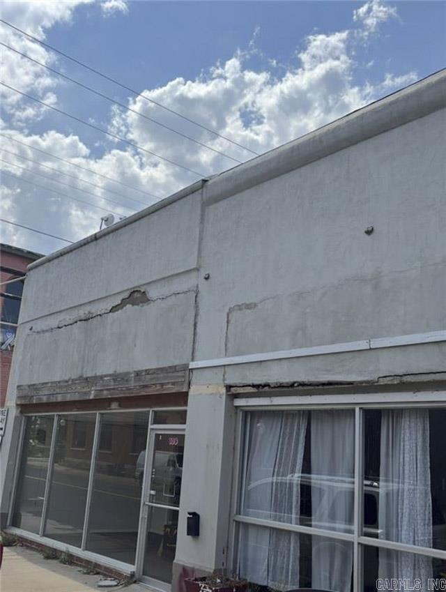 109 N 3Rd St