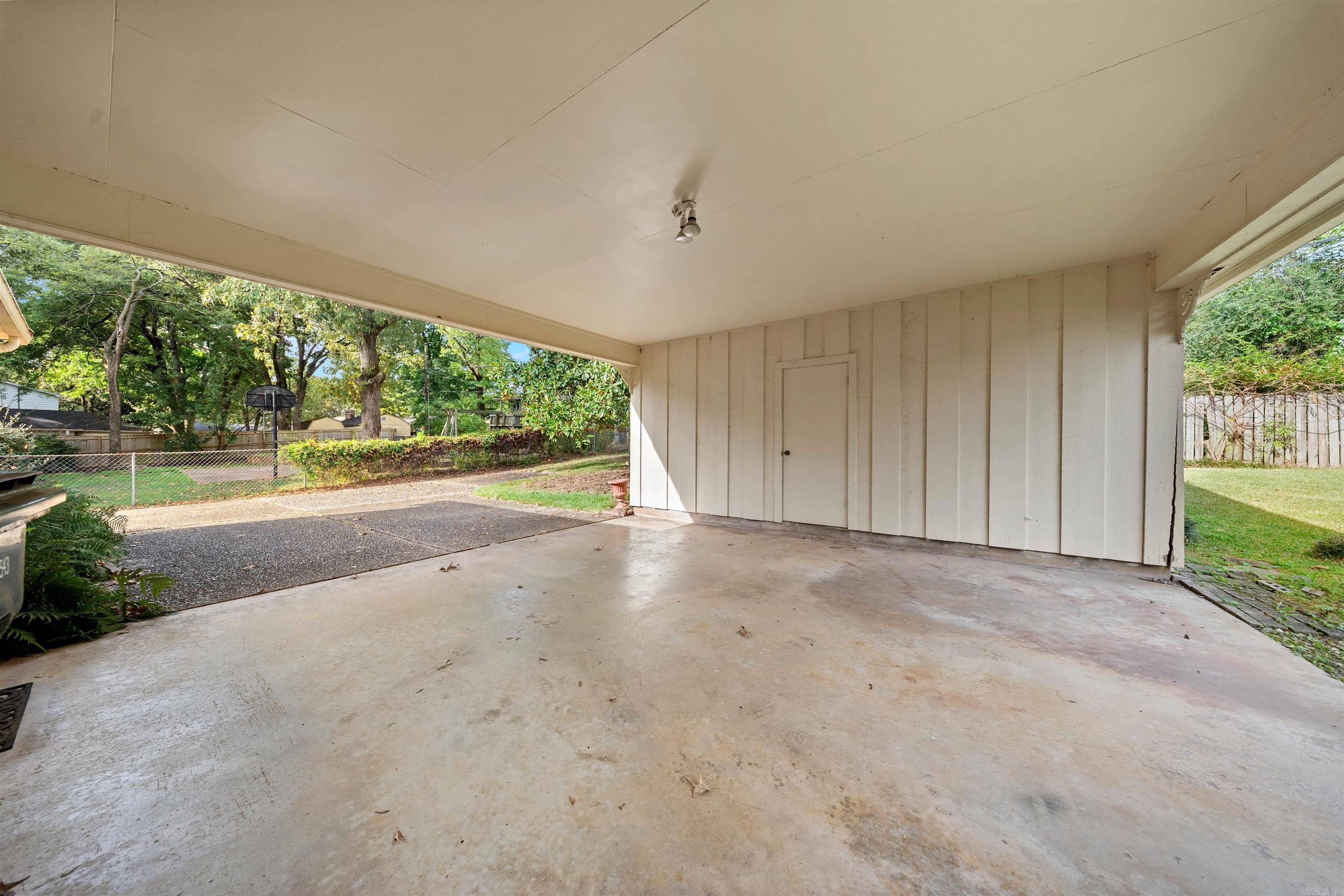 2013 Clapboard Hill Rd