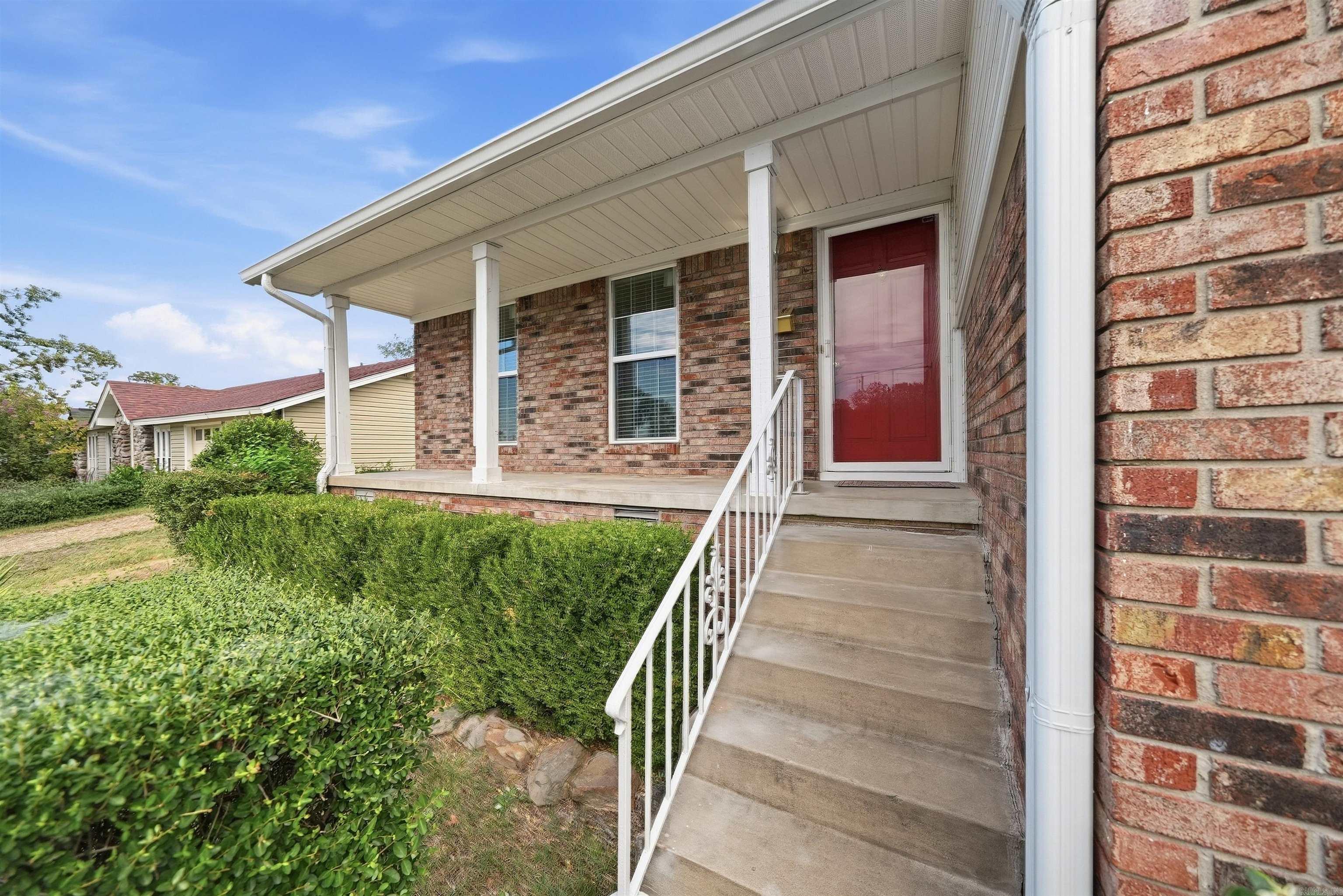 1121 Briar Creek Road
