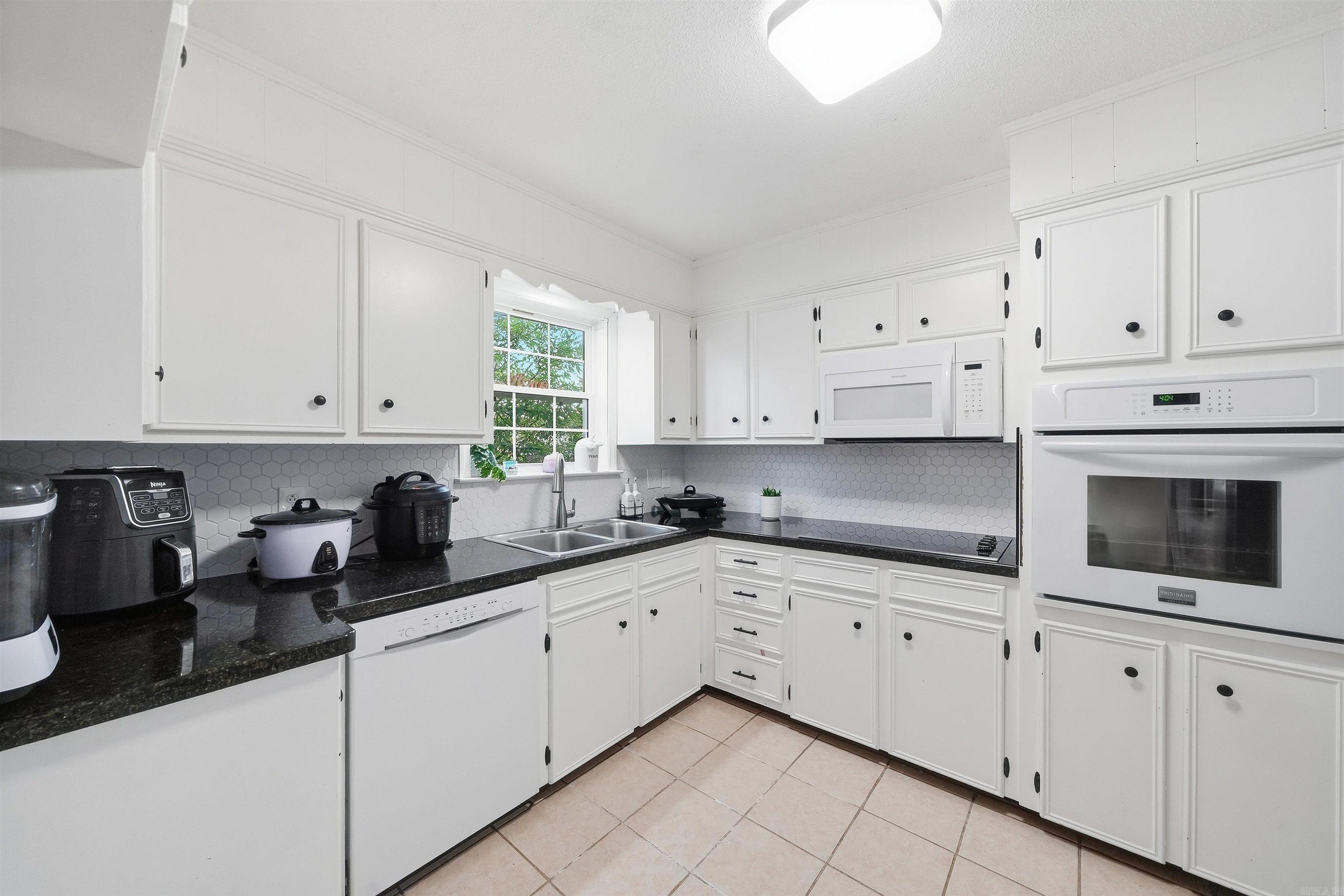 1121 Briar Creek Road