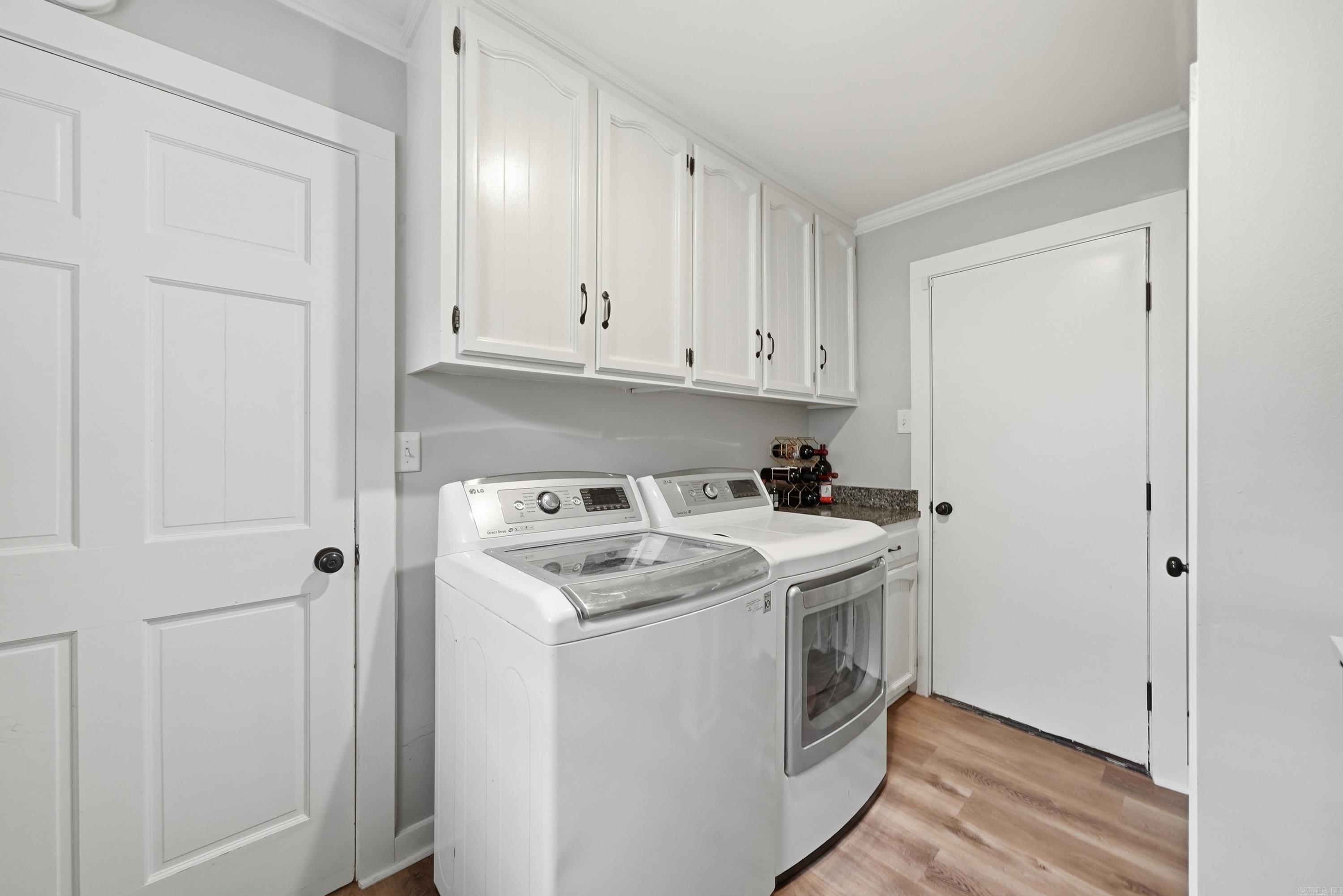 7 WOODBRIDGE Drive