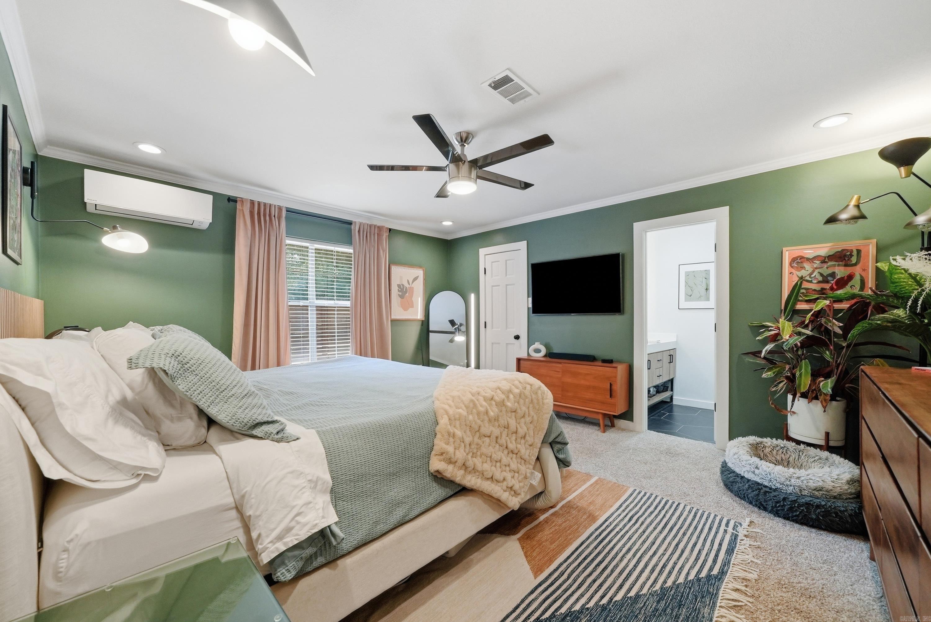 7 WOODBRIDGE Drive