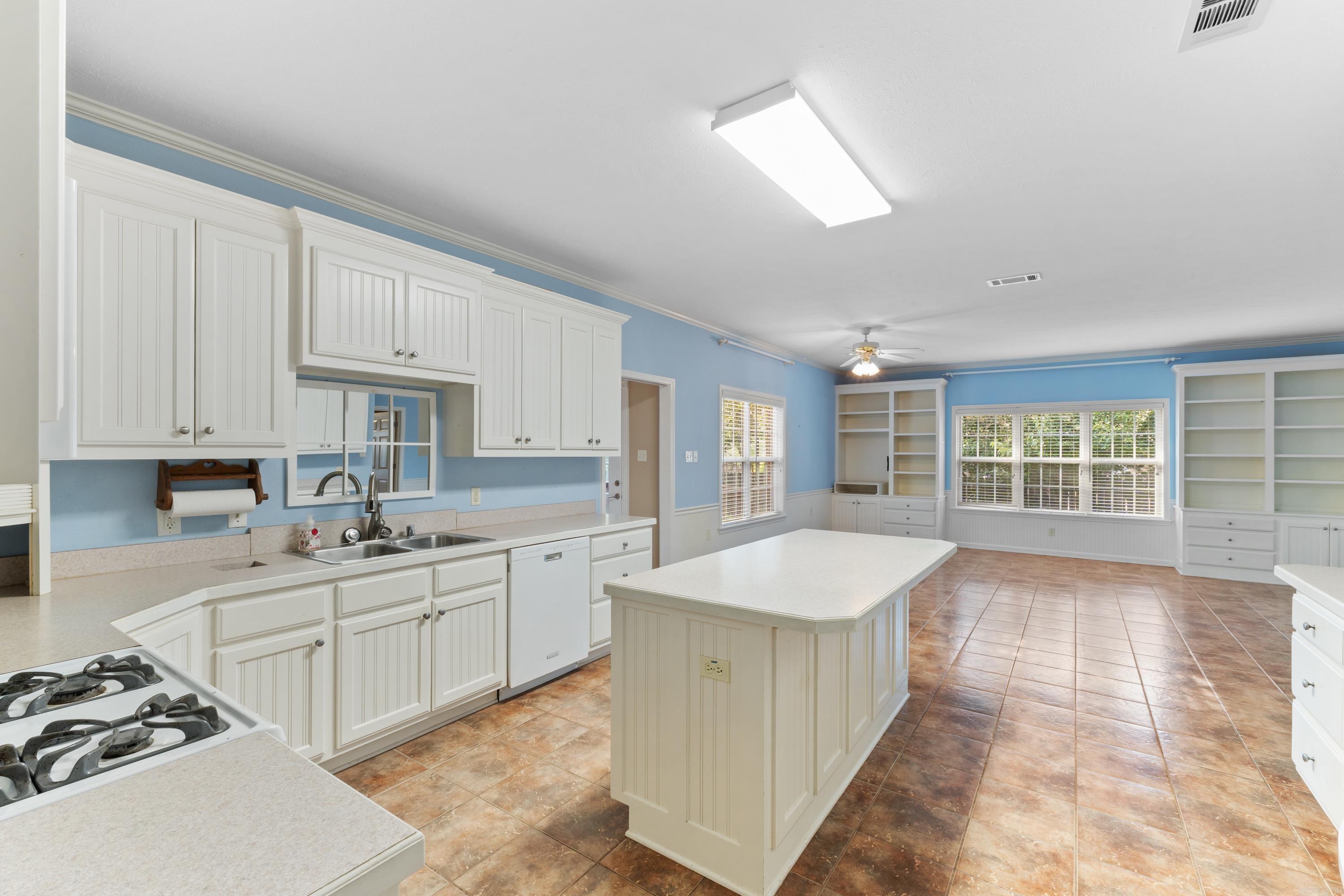 1140 Gertrude Drive