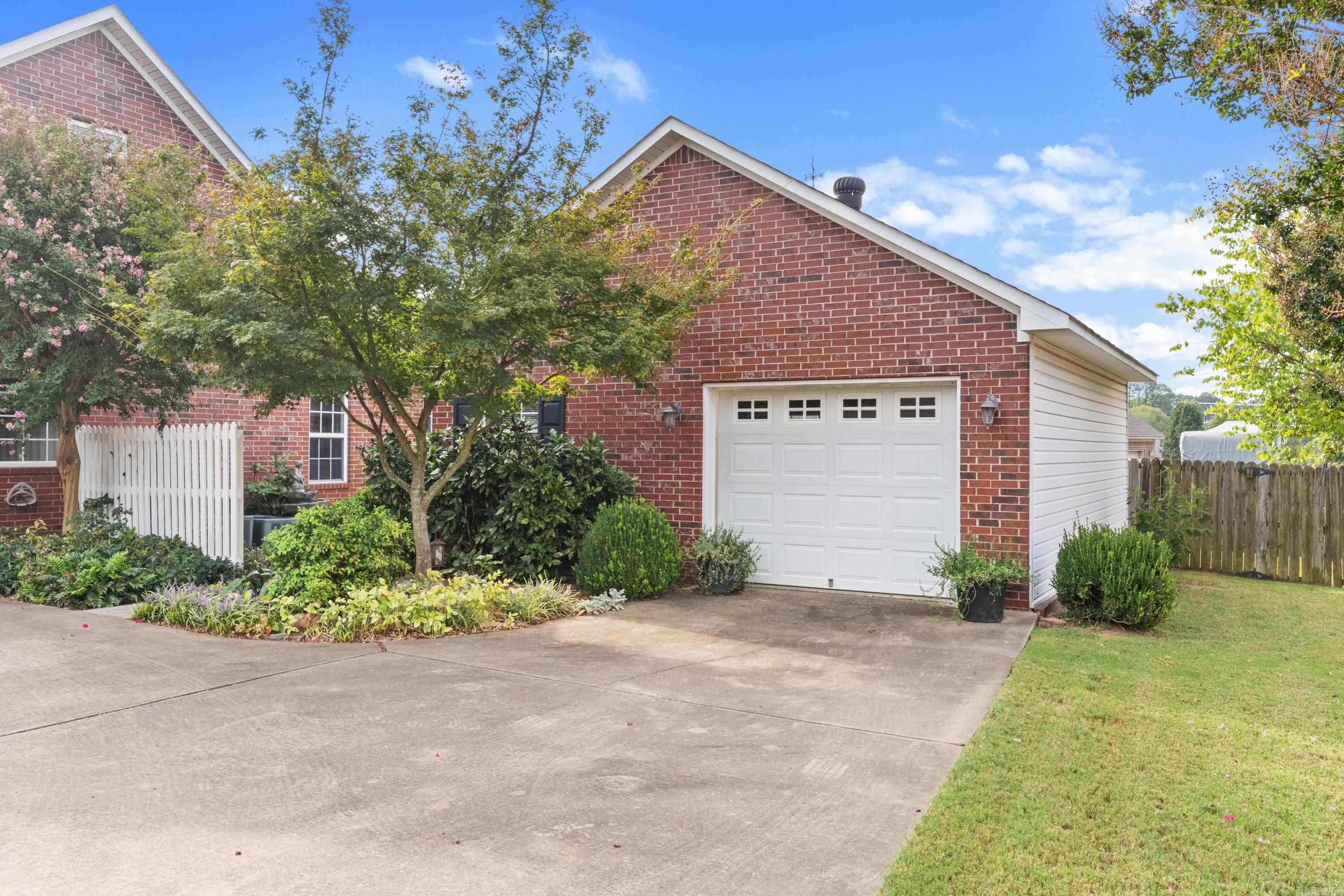 1140 Gertrude Drive