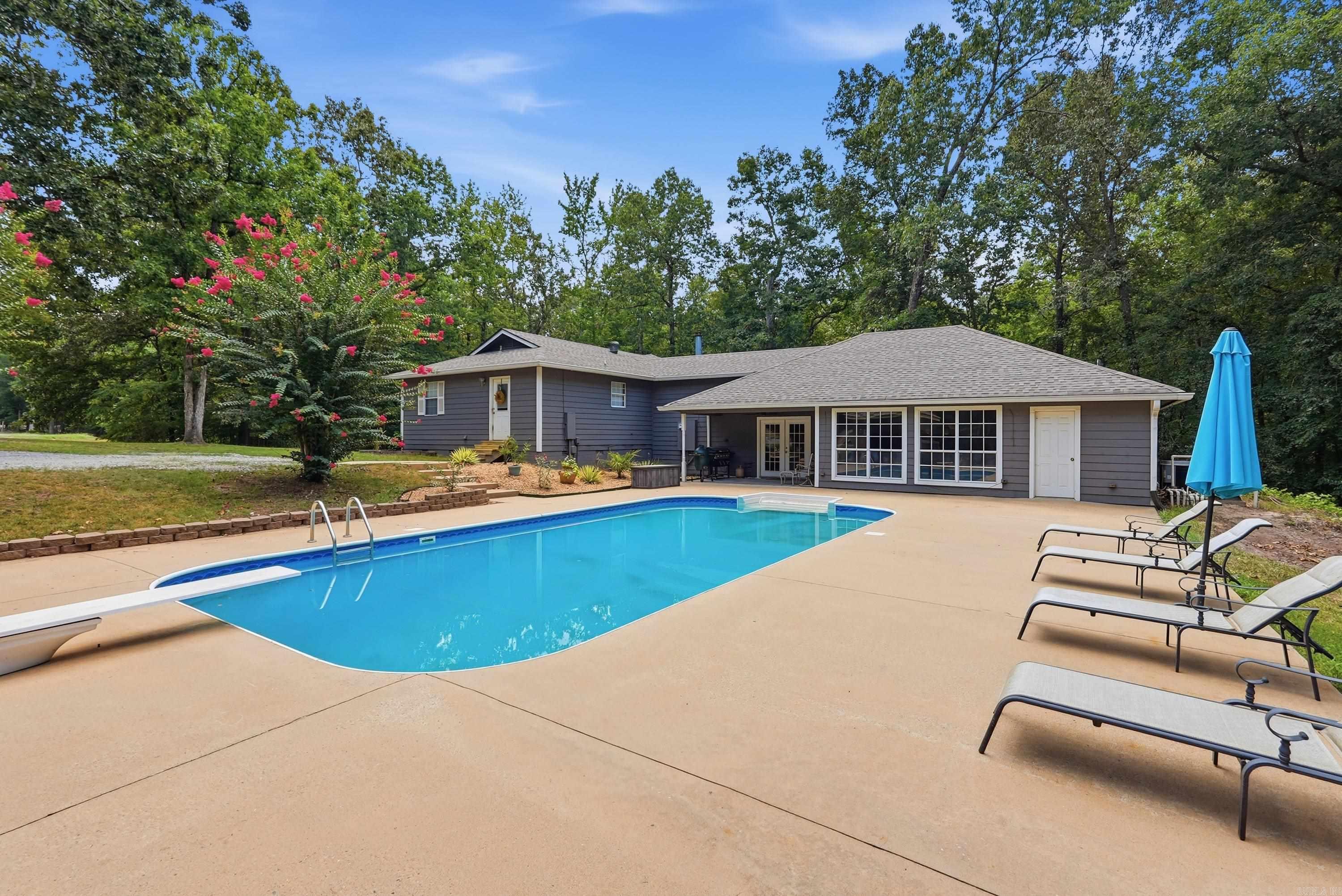 4051 Bauxite Cutoff Rd