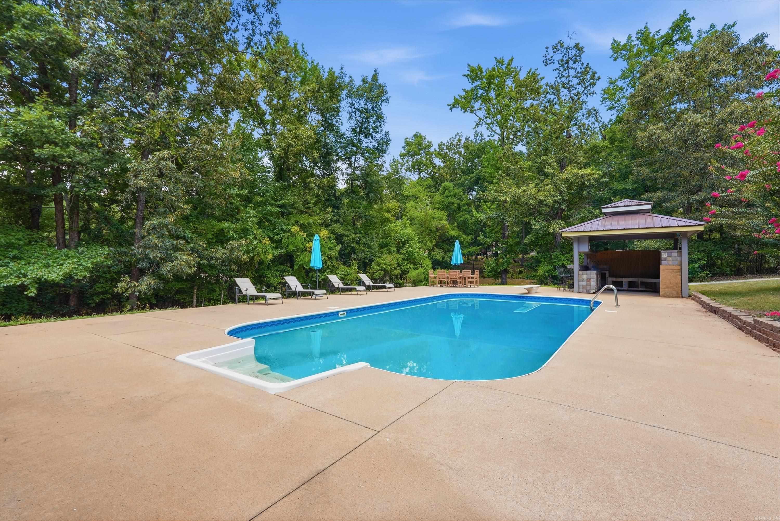4051 Bauxite Cutoff Rd