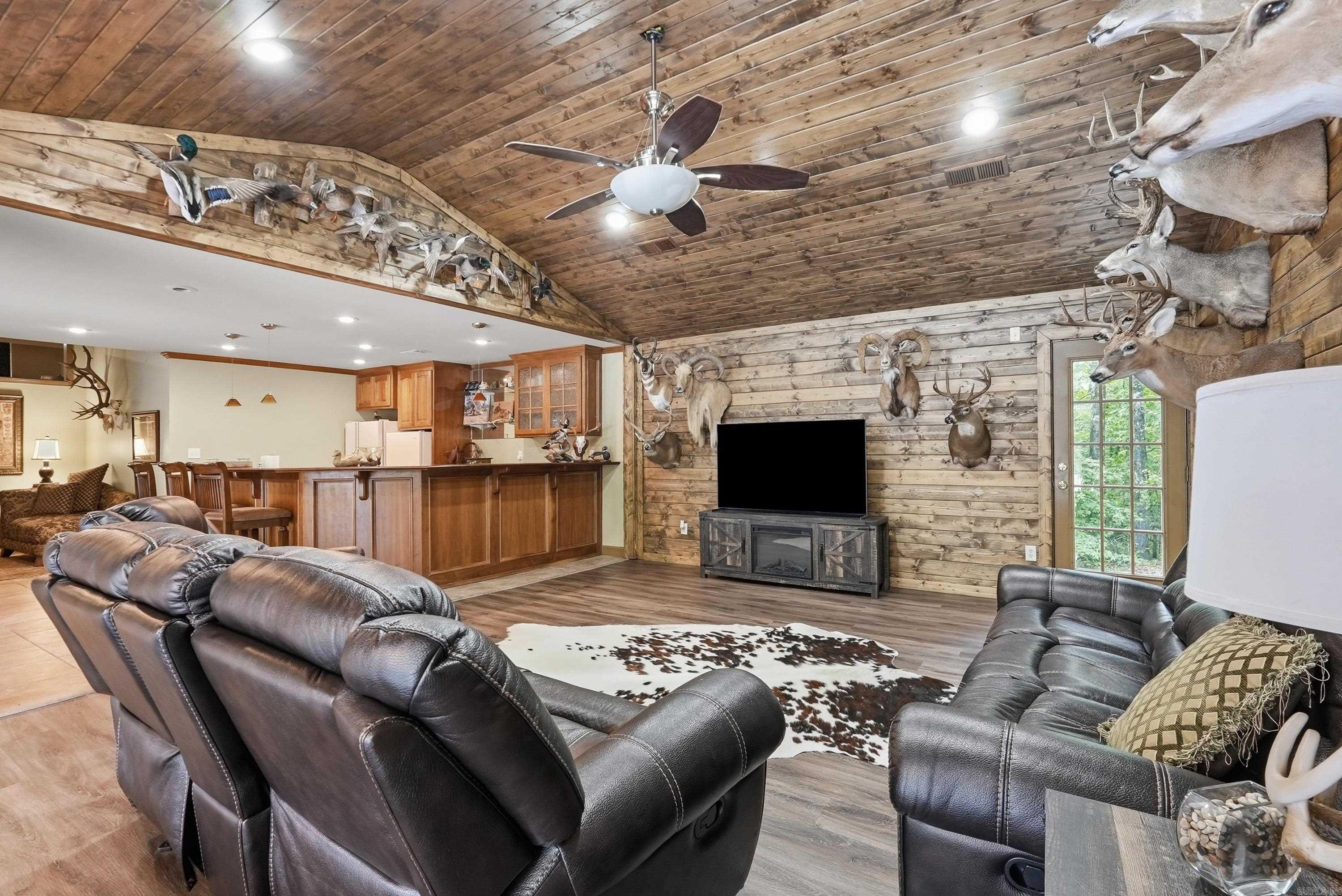 4051 Bauxite Cutoff Rd