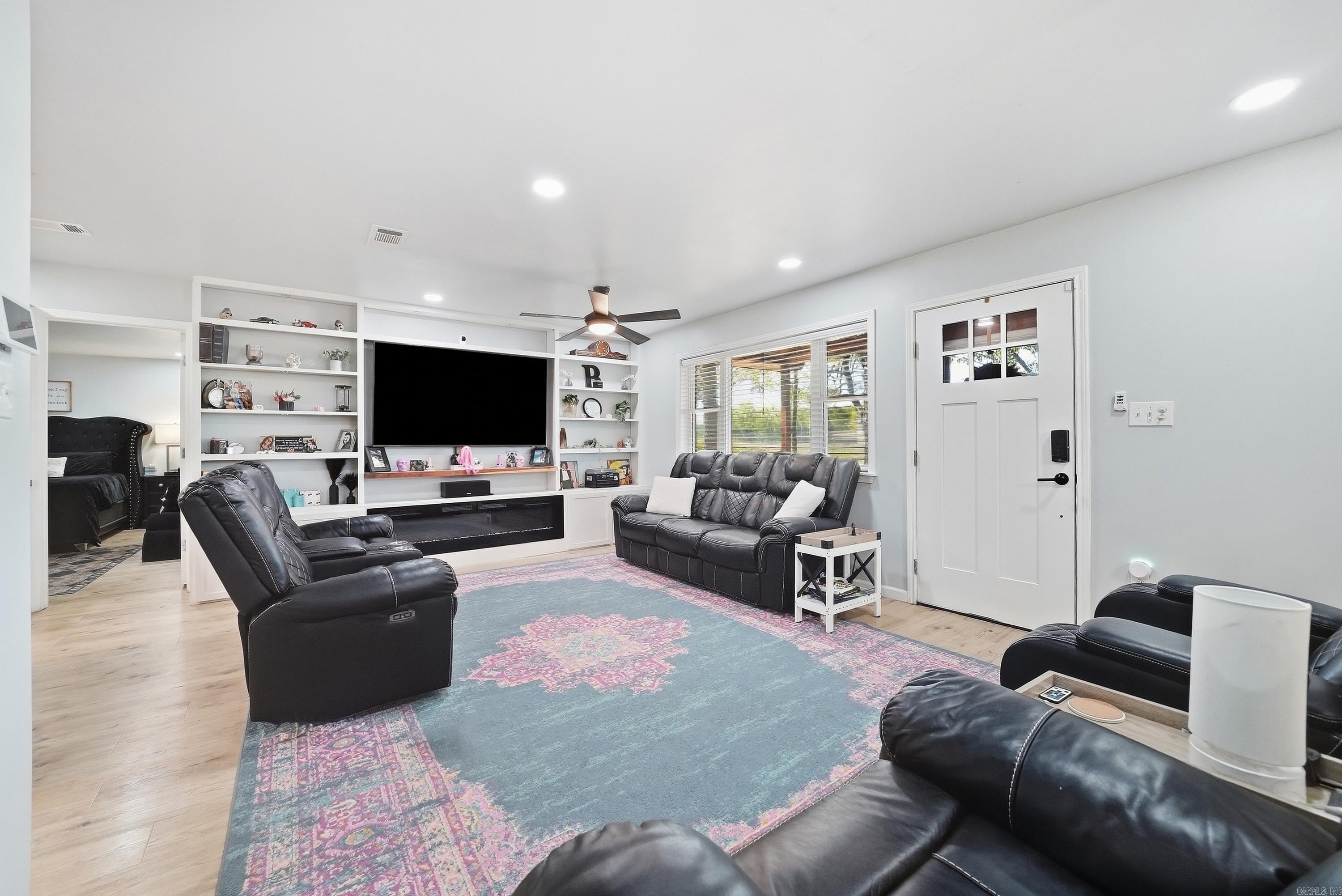 110 bradford Lane