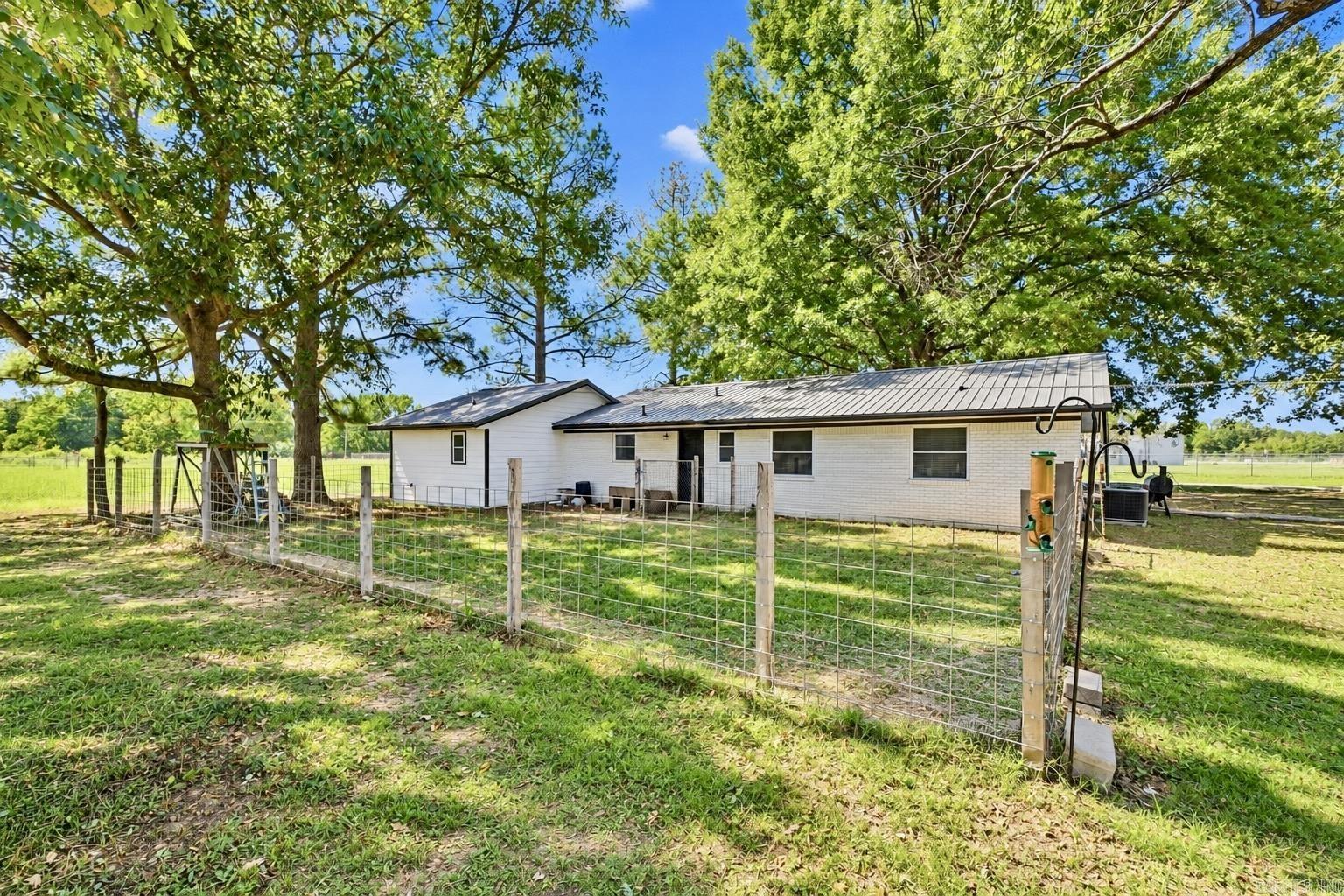 110 bradford Lane