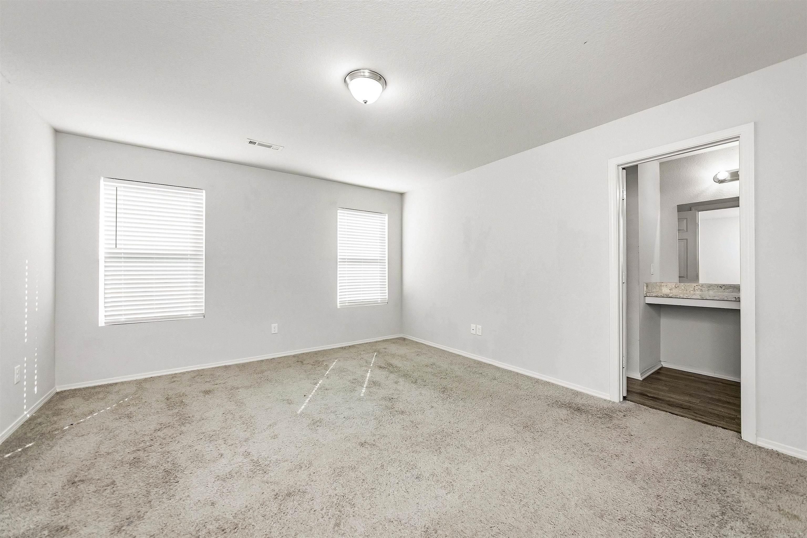 6096 Saddle Hill Drive