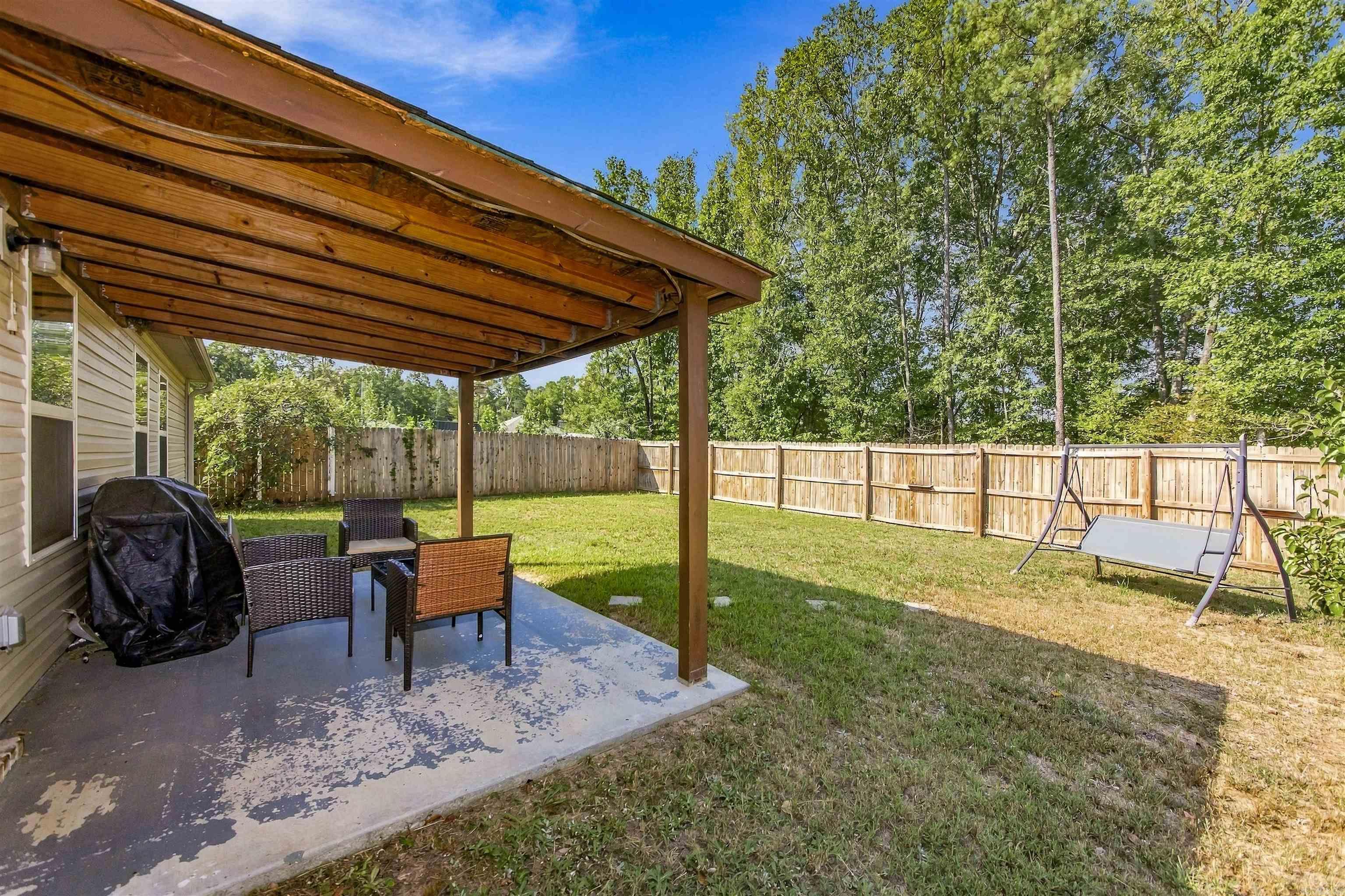 7130 Woodsgate Cove