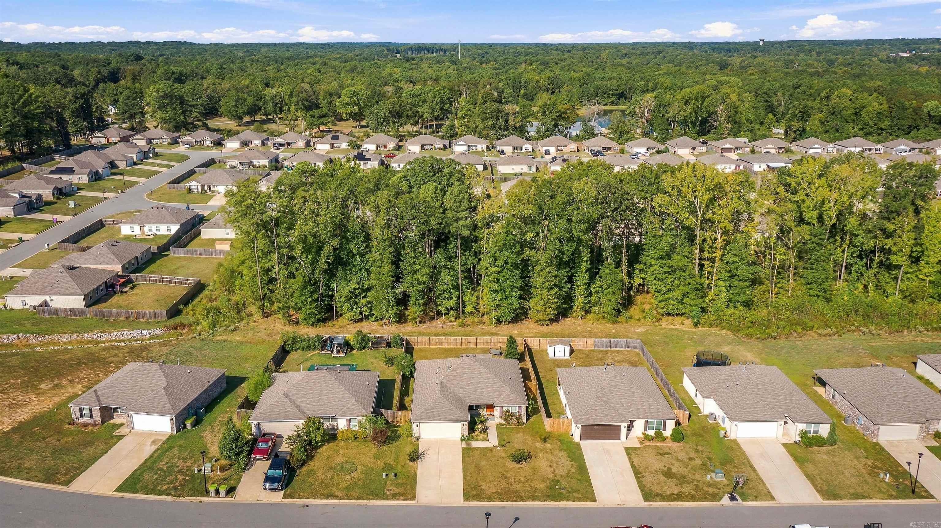 7130 Woodsgate Cove