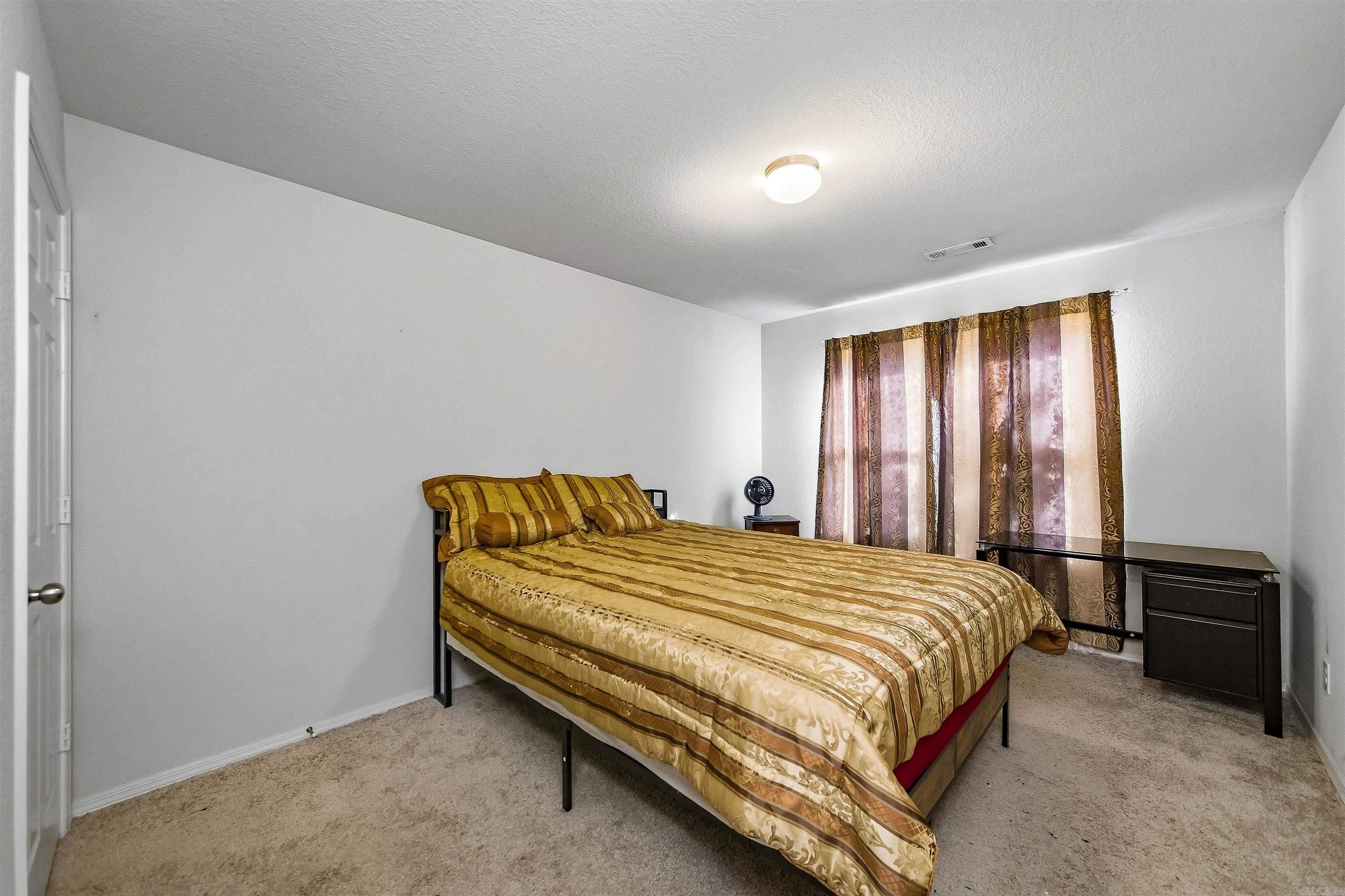 7130 Woodsgate Cove
