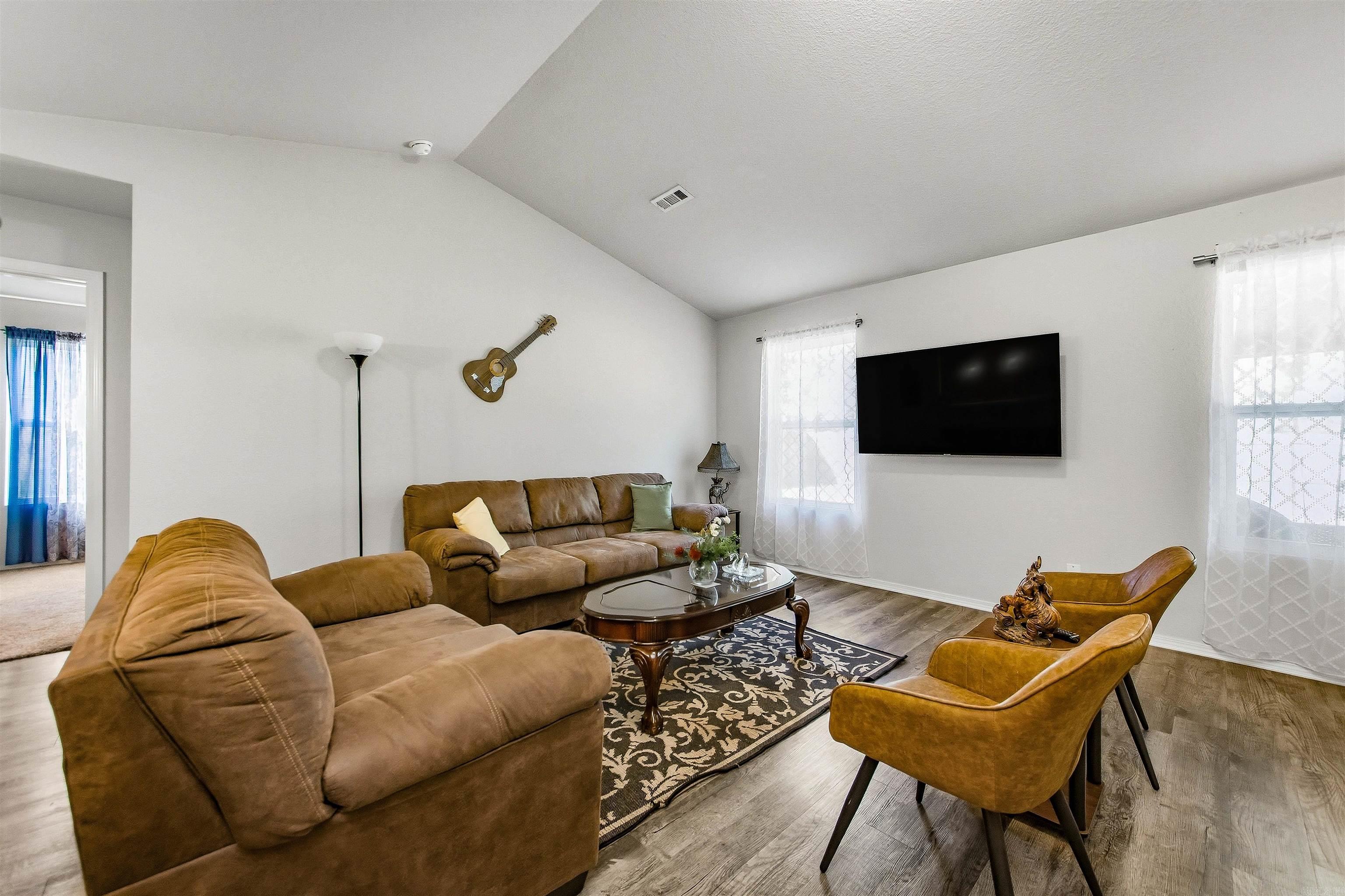 7130 Woodsgate Cove