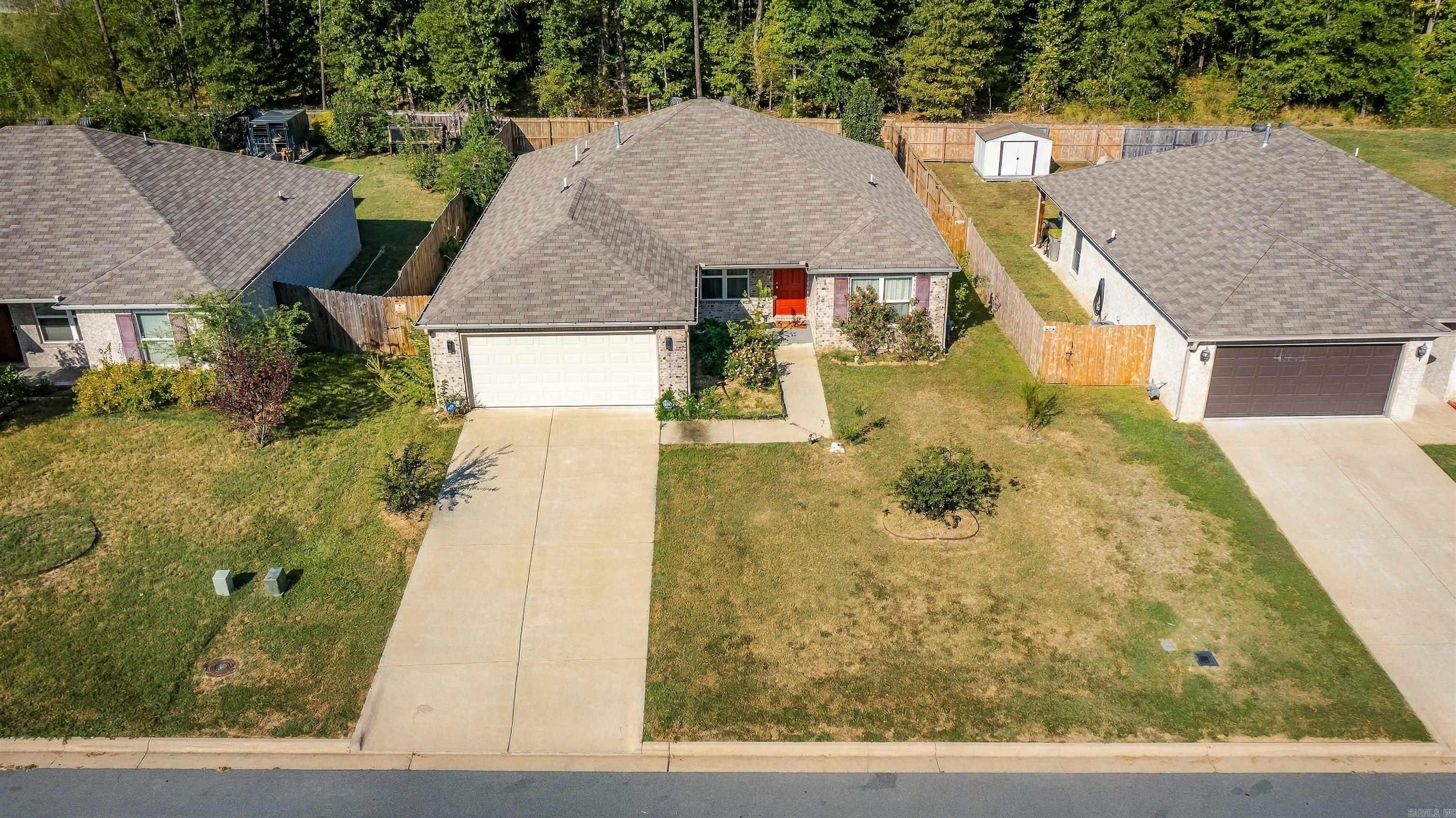 7130 Woodsgate Cove