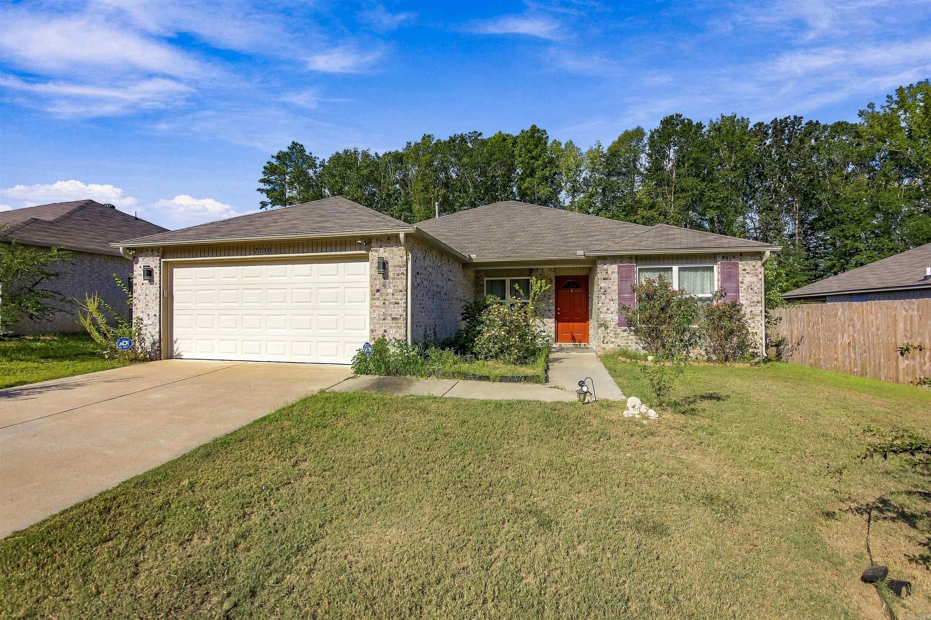 7130 Woodsgate Cove