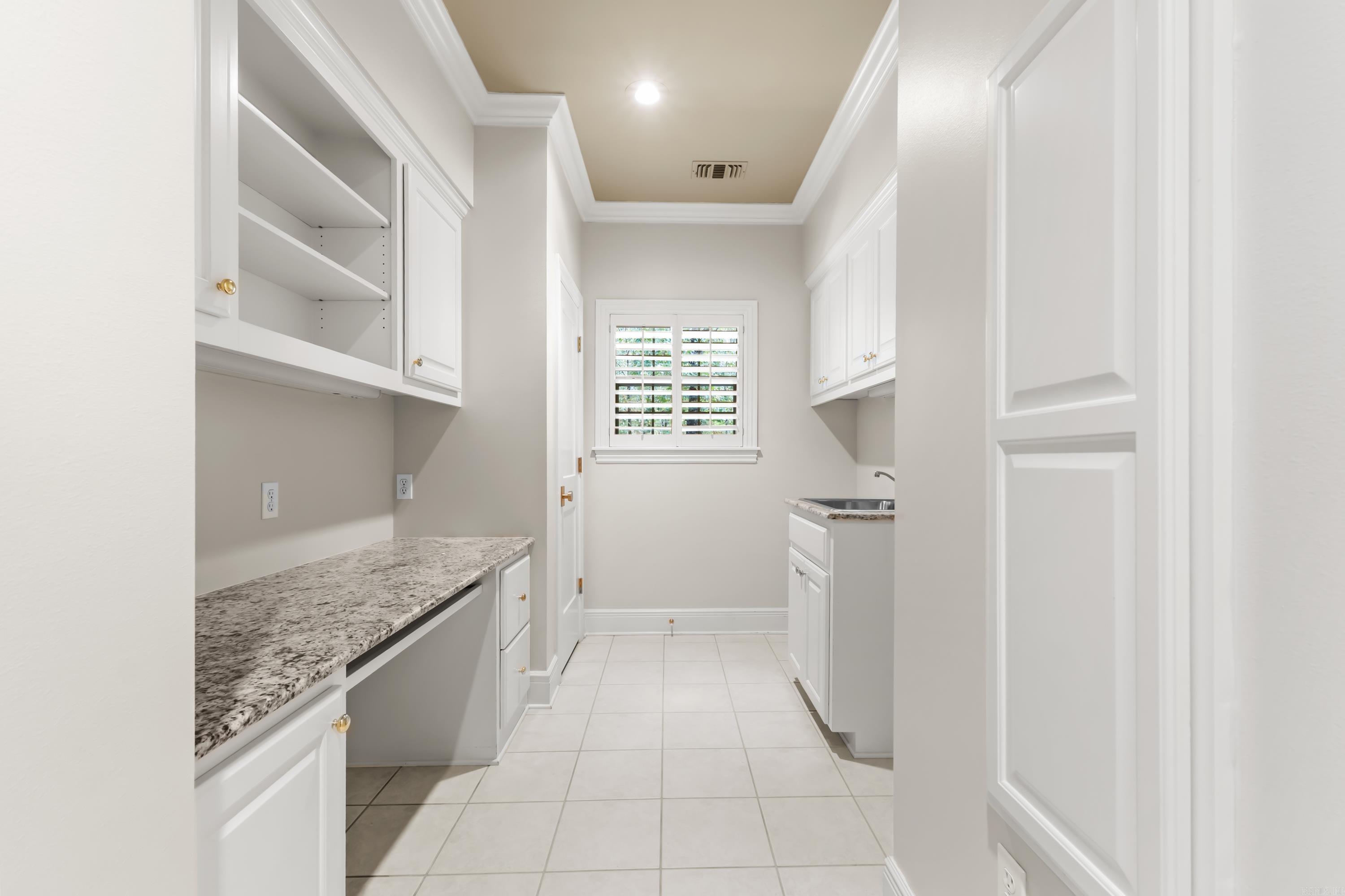 3260 Majestic Circle