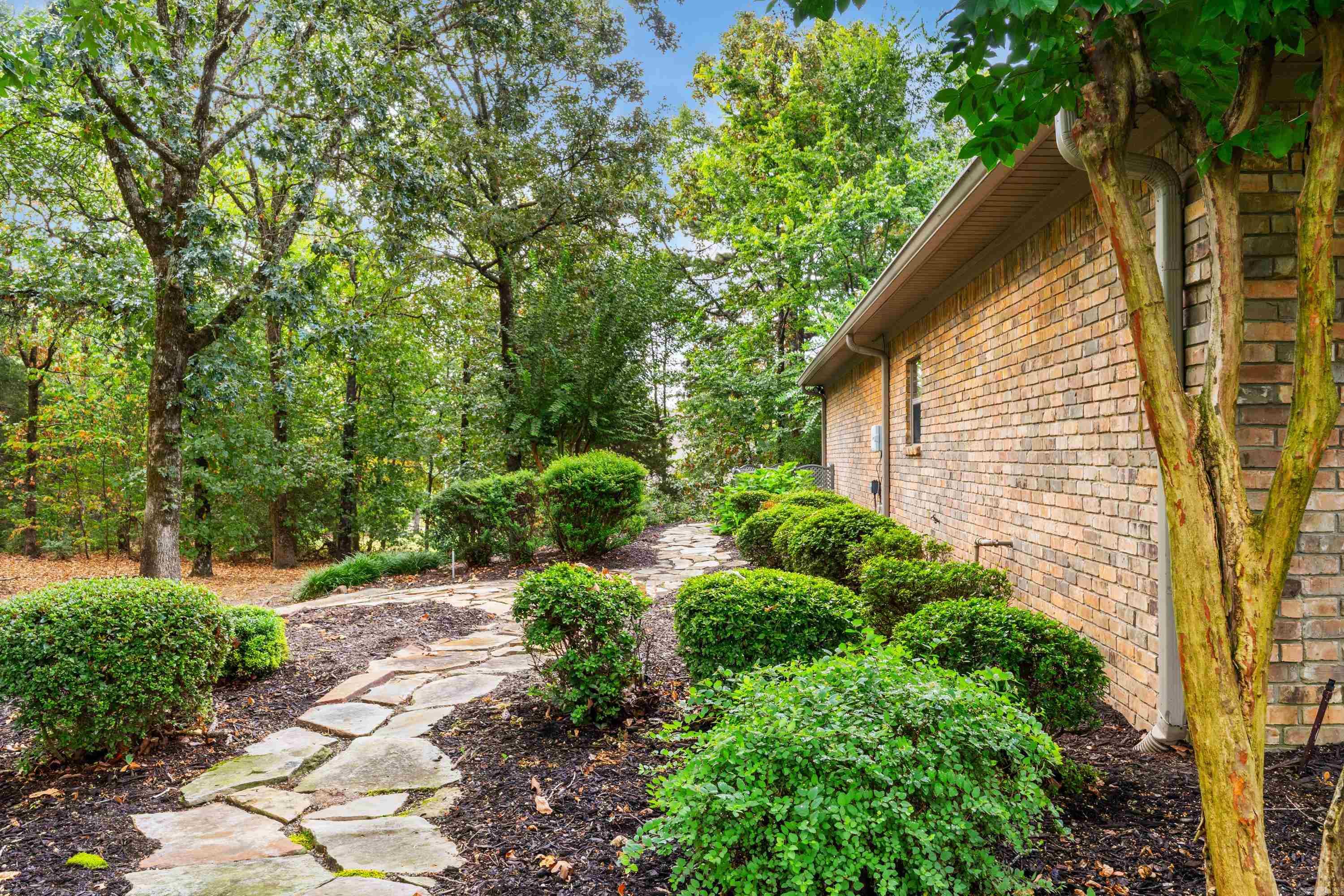 3260 Majestic Circle