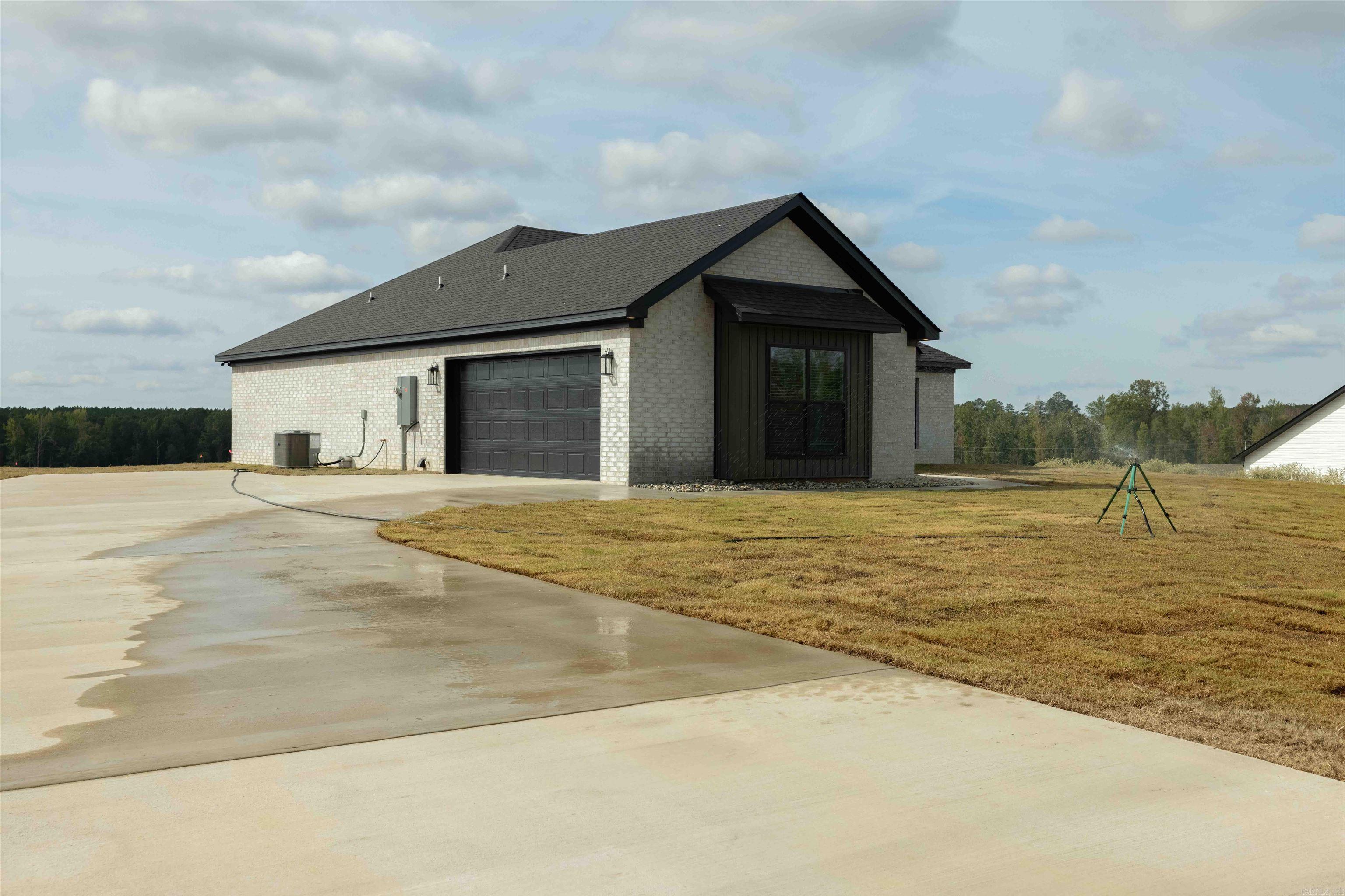 10723 W Miller Sardis Road