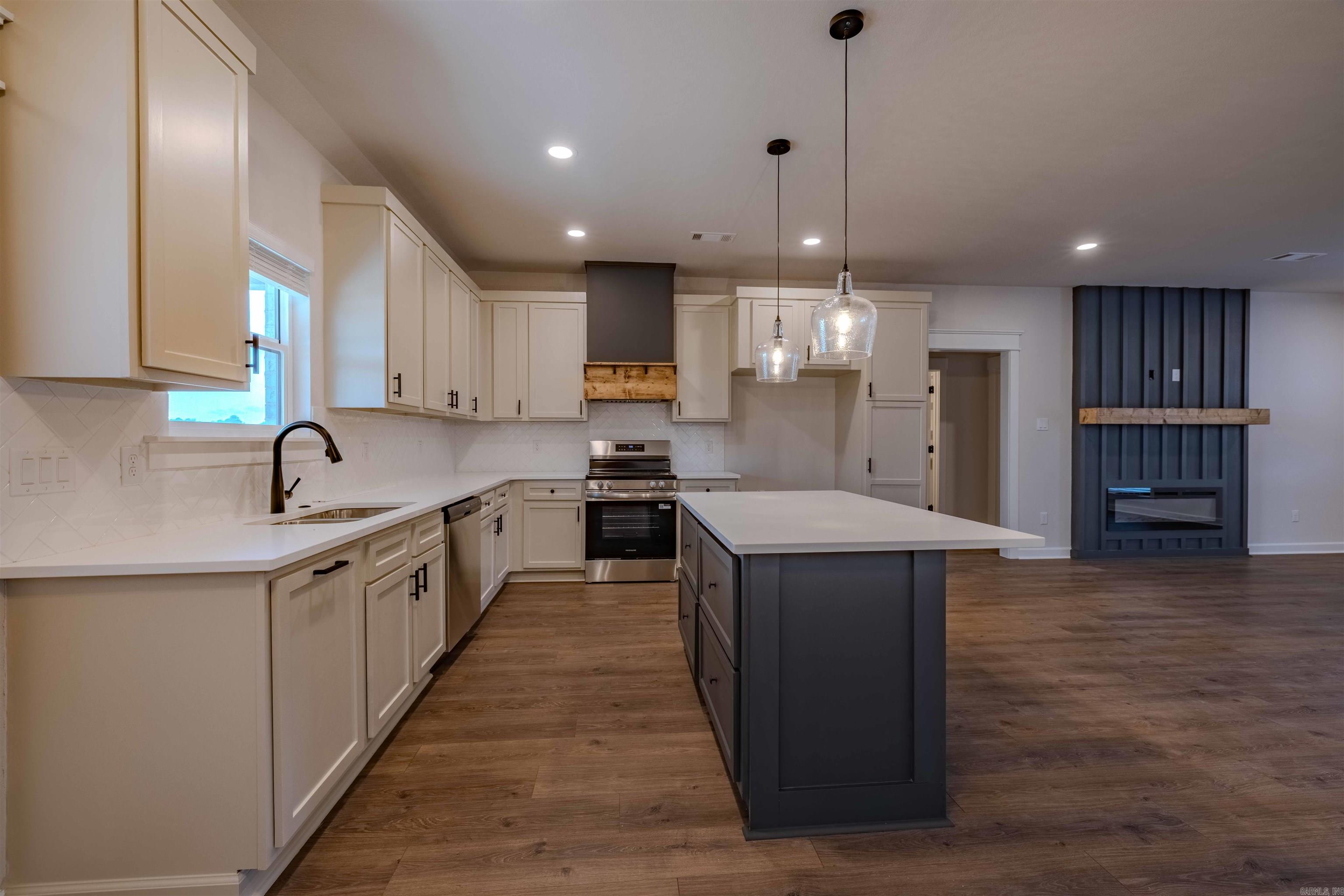 10723 W Miller Sardis Road