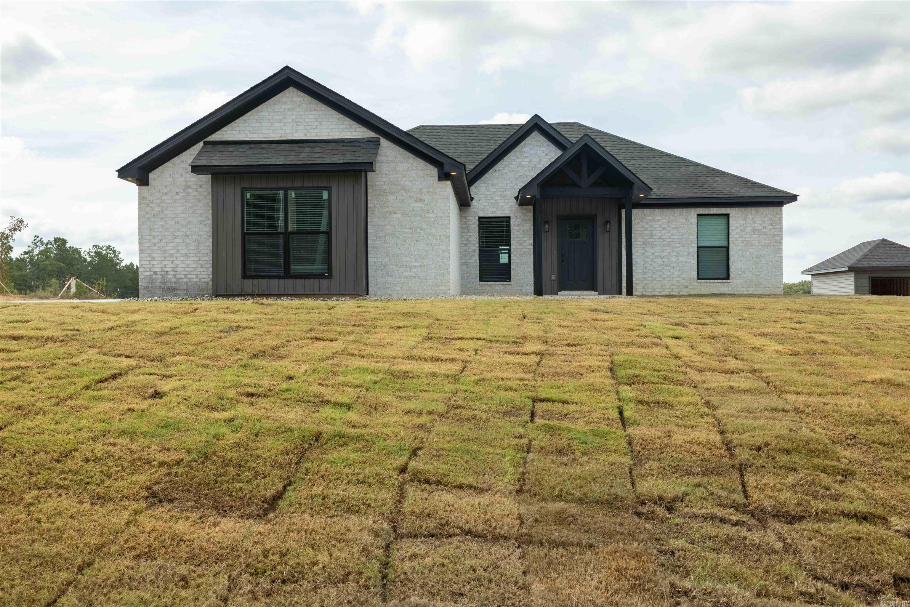 10723 W Miller Sardis Road
