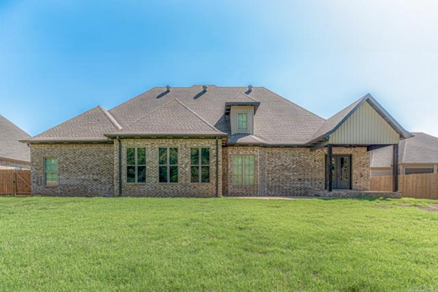 3519 Lake Pointe Dr