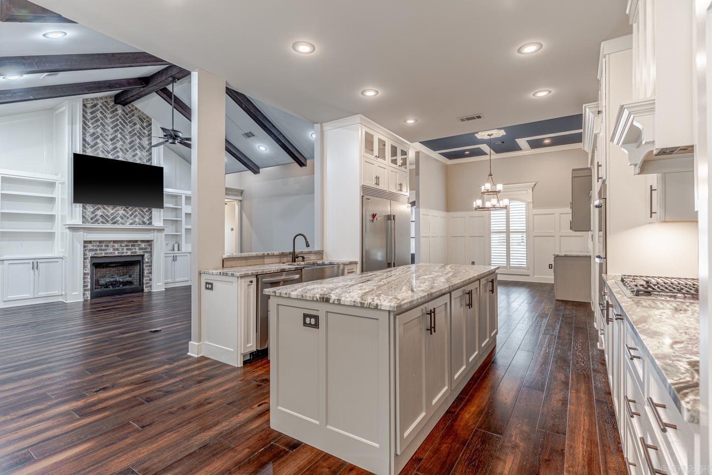 3519 Lake Pointe Dr