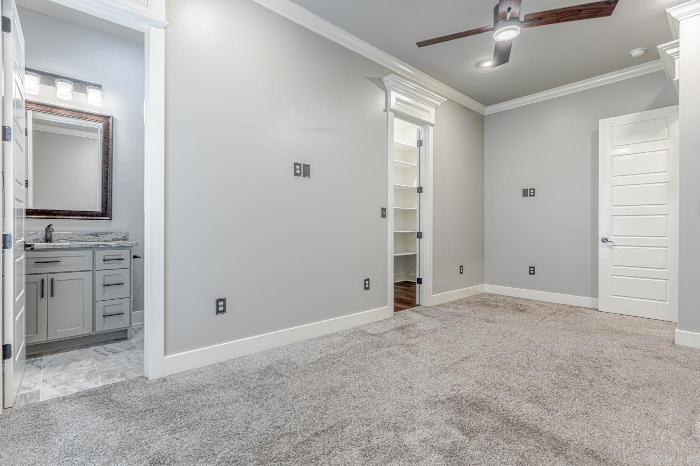 3519 Lake Pointe Dr