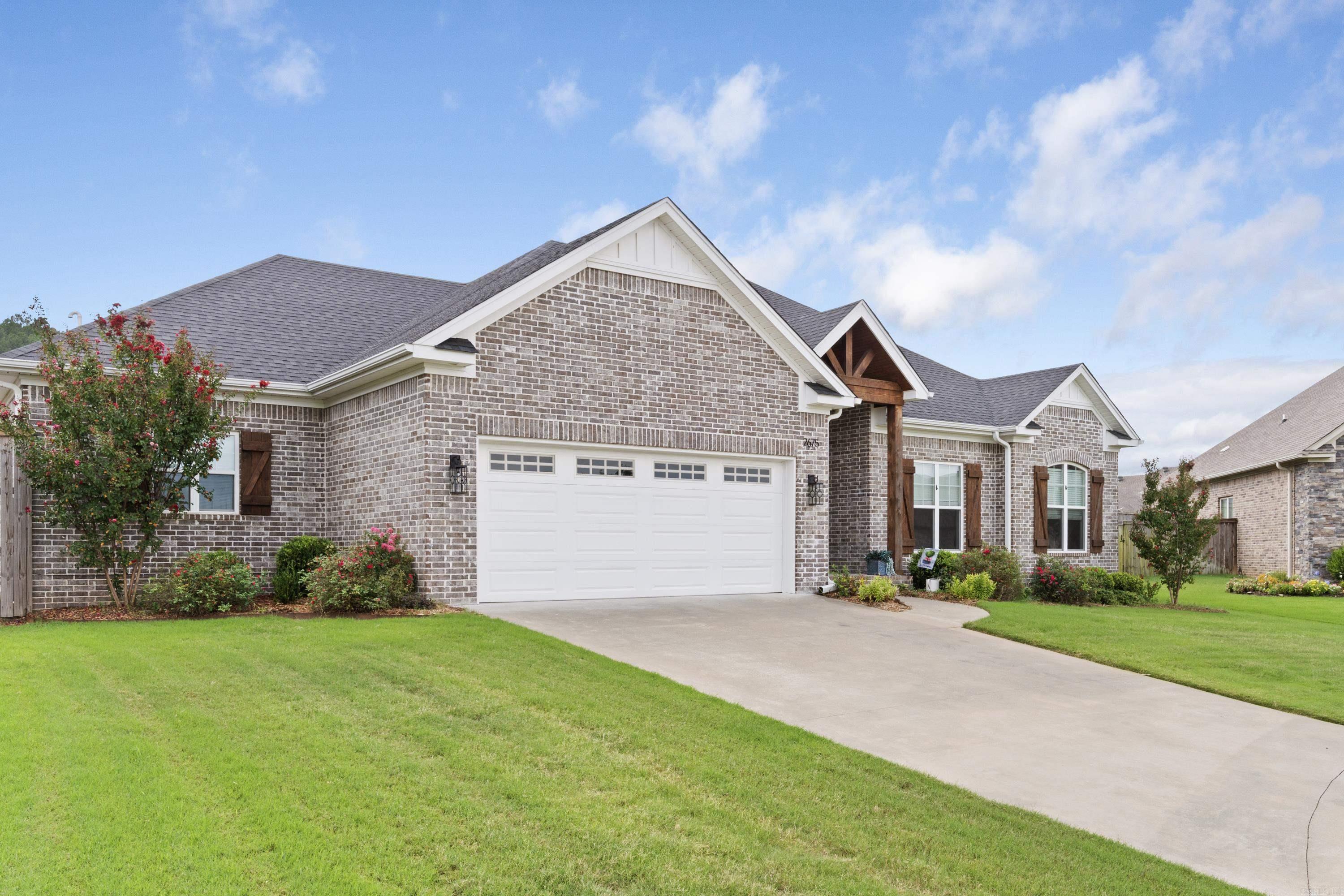 2675 Lilac Drive