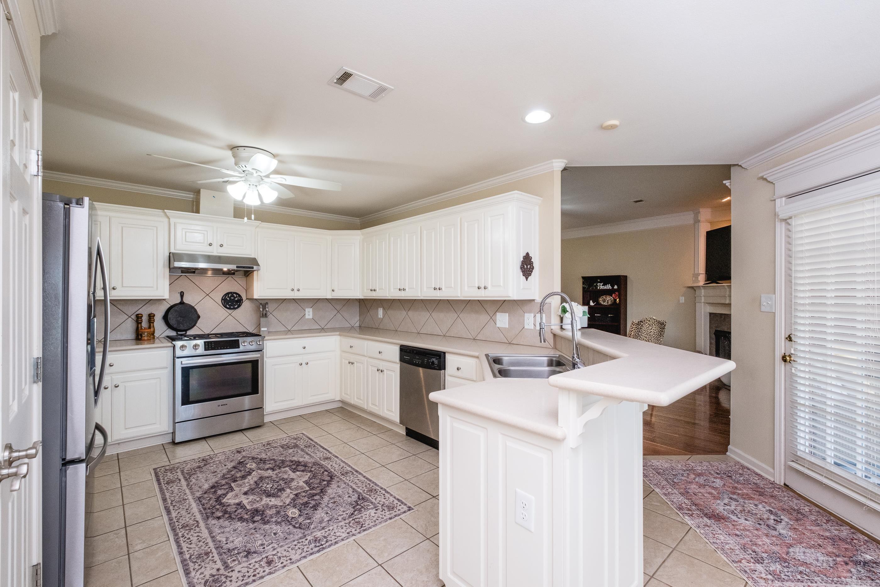 103 Bayonne Cove